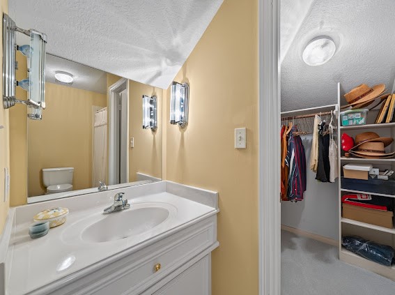 24602 W Kingscrest Circle Property Photo 28