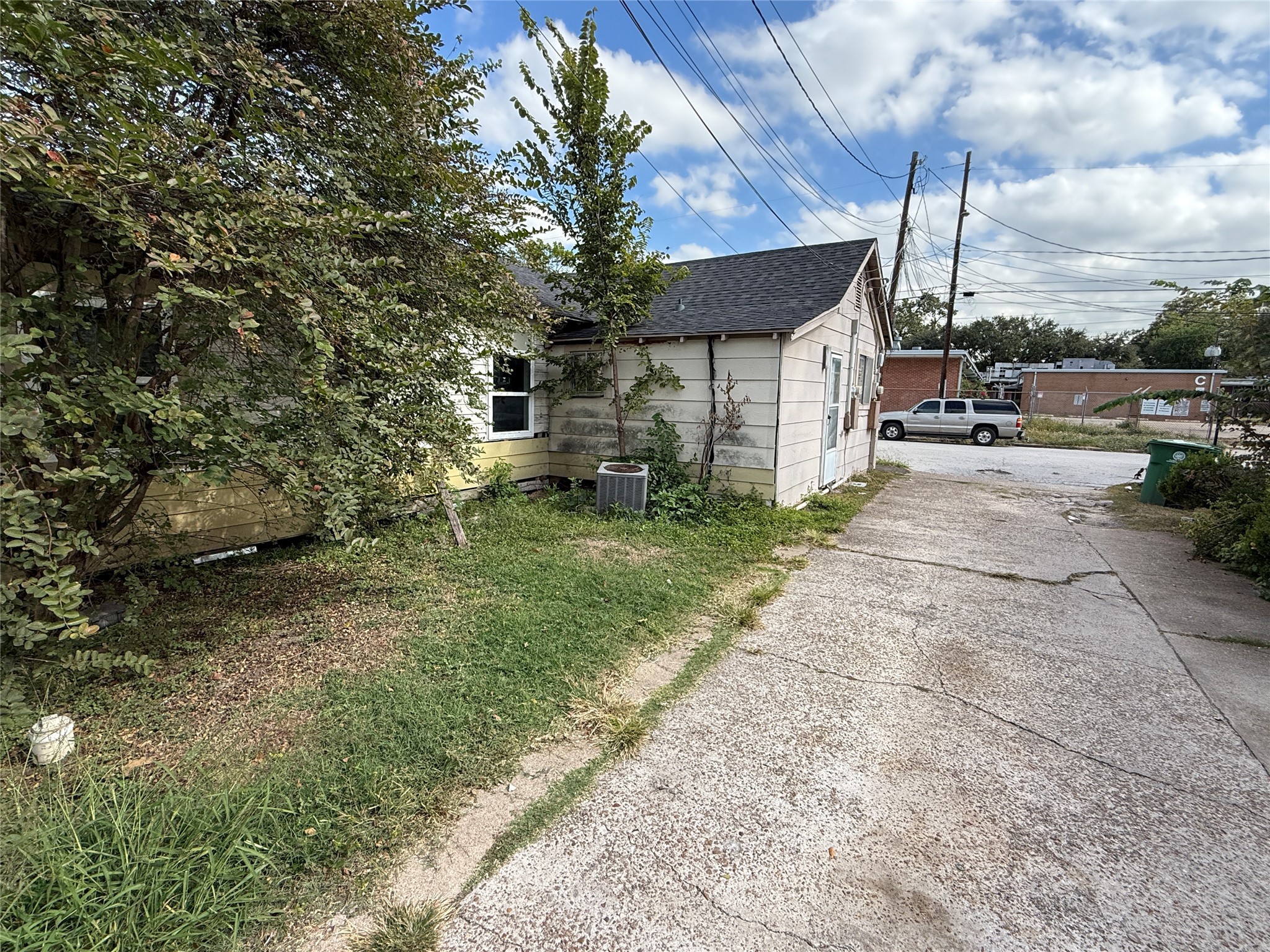 4011, 4017 Terry Street Property Photo 21