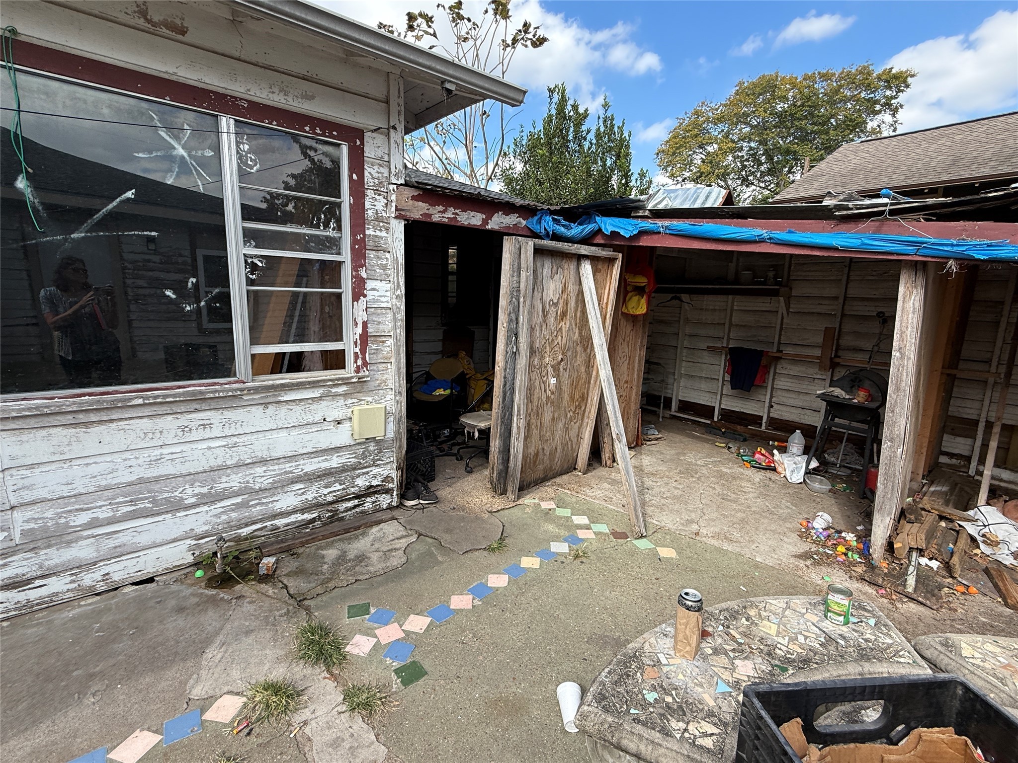 4011, 4017 Terry Street Property Photo 22