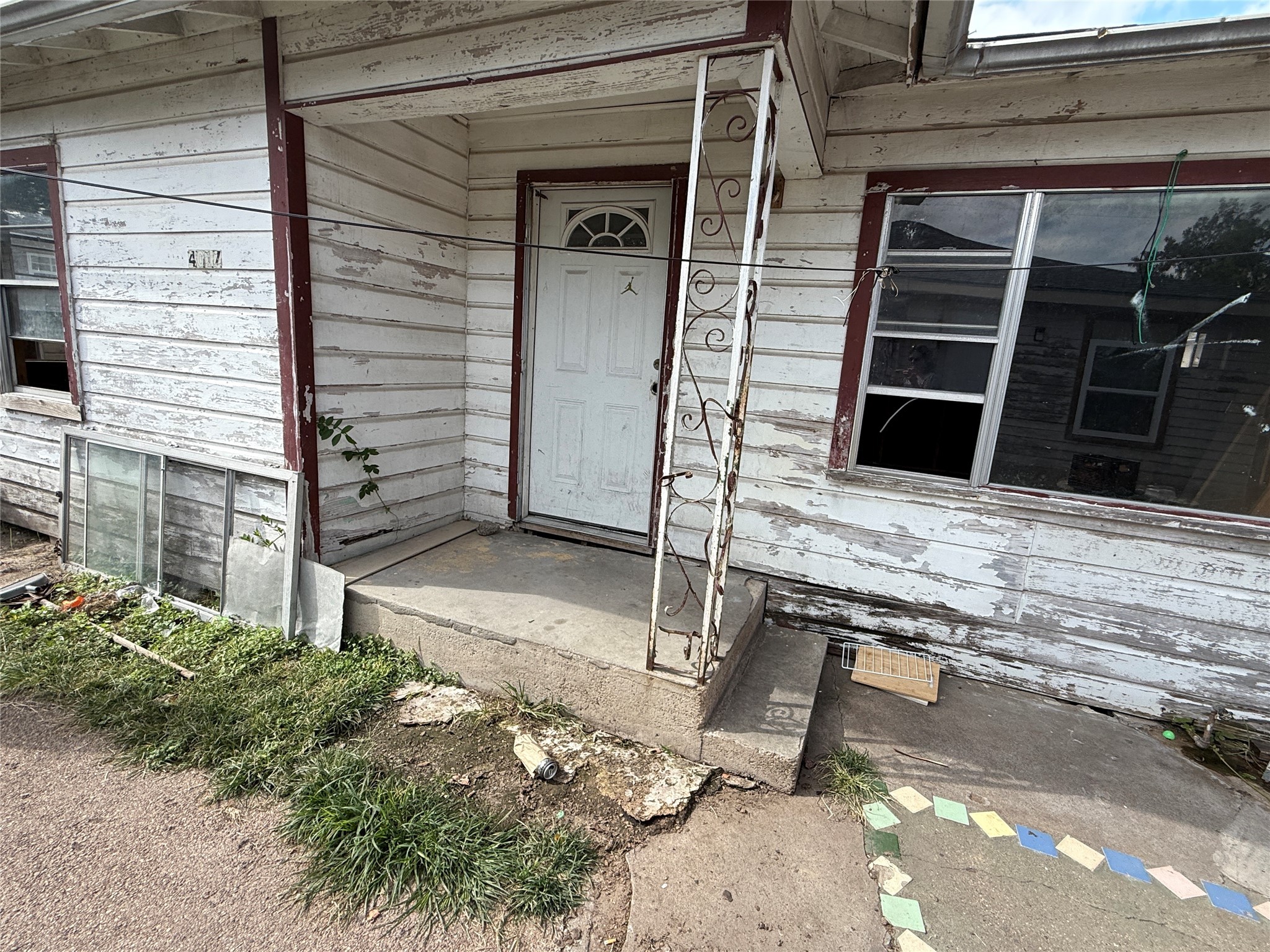 4011, 4017 Terry Street Property Photo 25