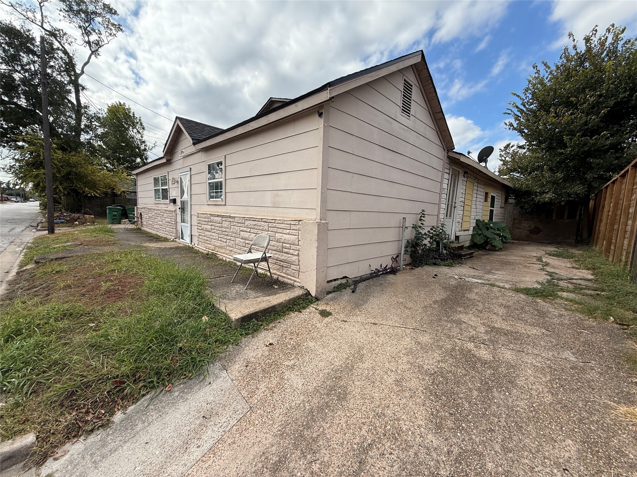 4011, 4017 Terry Street Property Photo 36