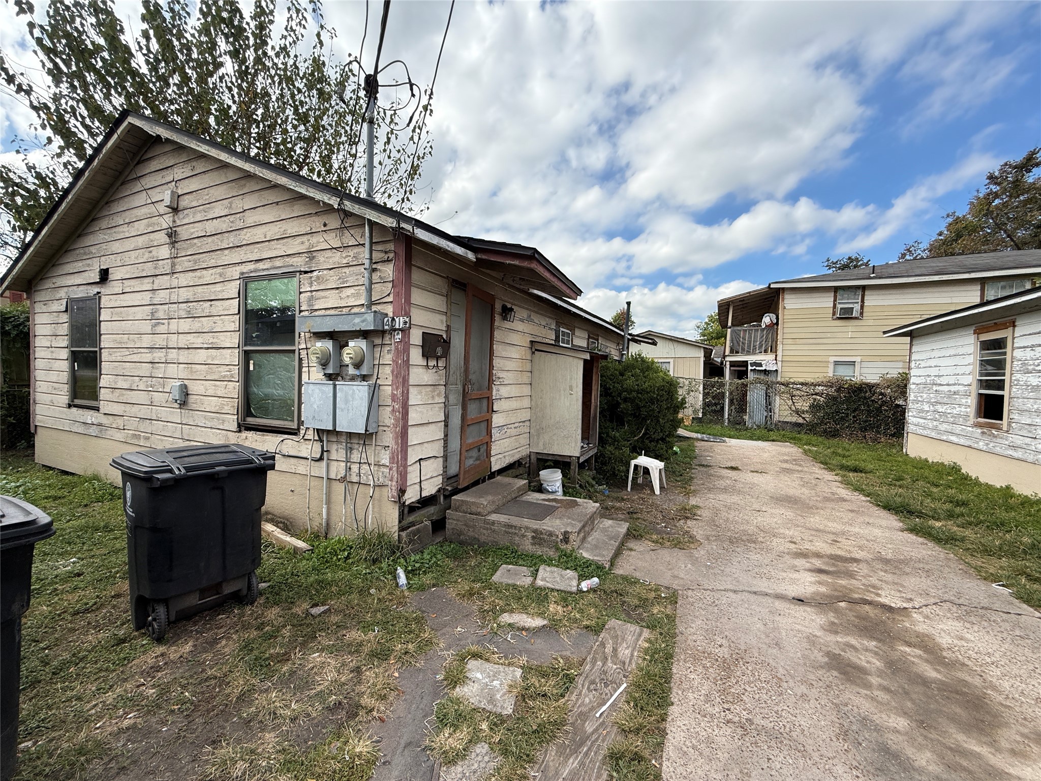 4011, 4017 Terry Street Property Photo 47