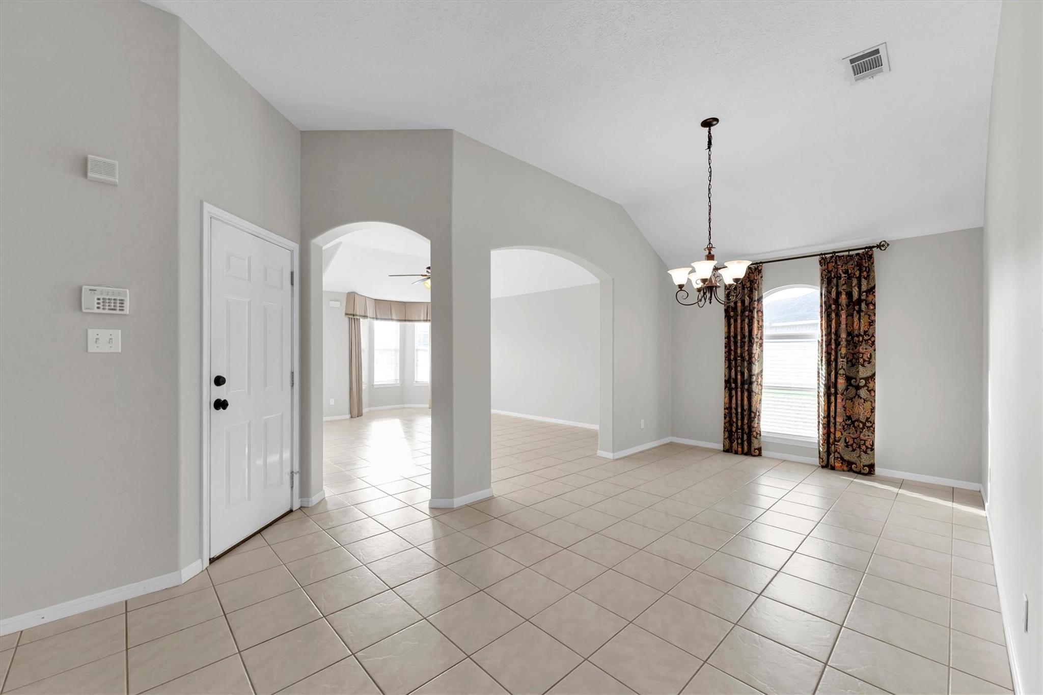 135 Snug Harbor Drive Property Photo 10