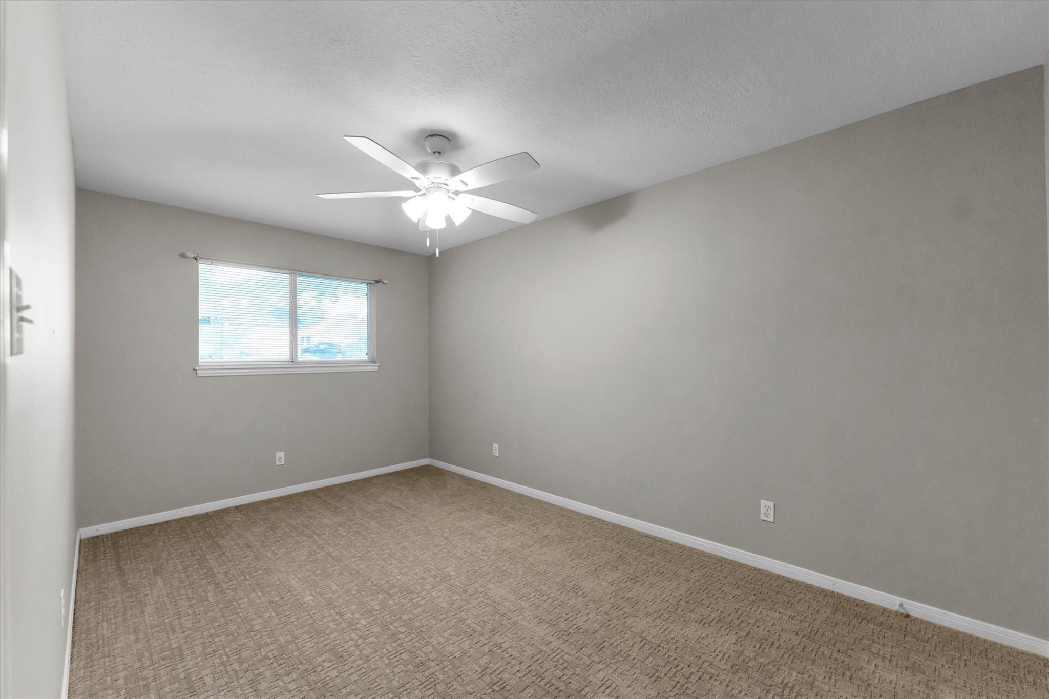 135 Snug Harbor Drive Property Photo 28