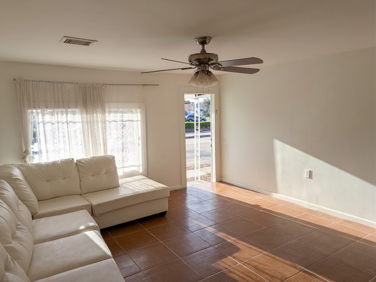 2211 Ella Boulevard Property Photo 3