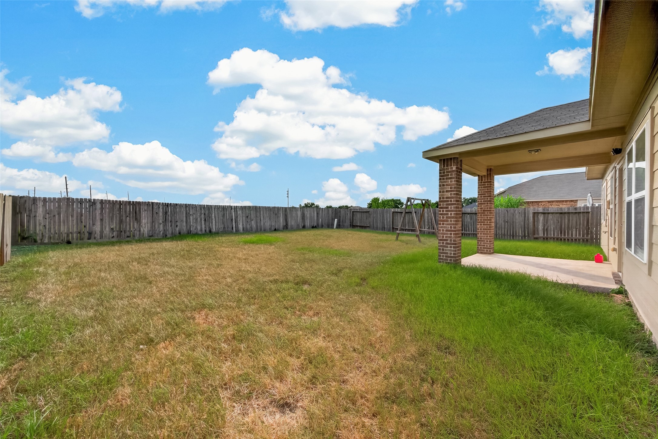 19615 Iris Manor Court Property Photo 38