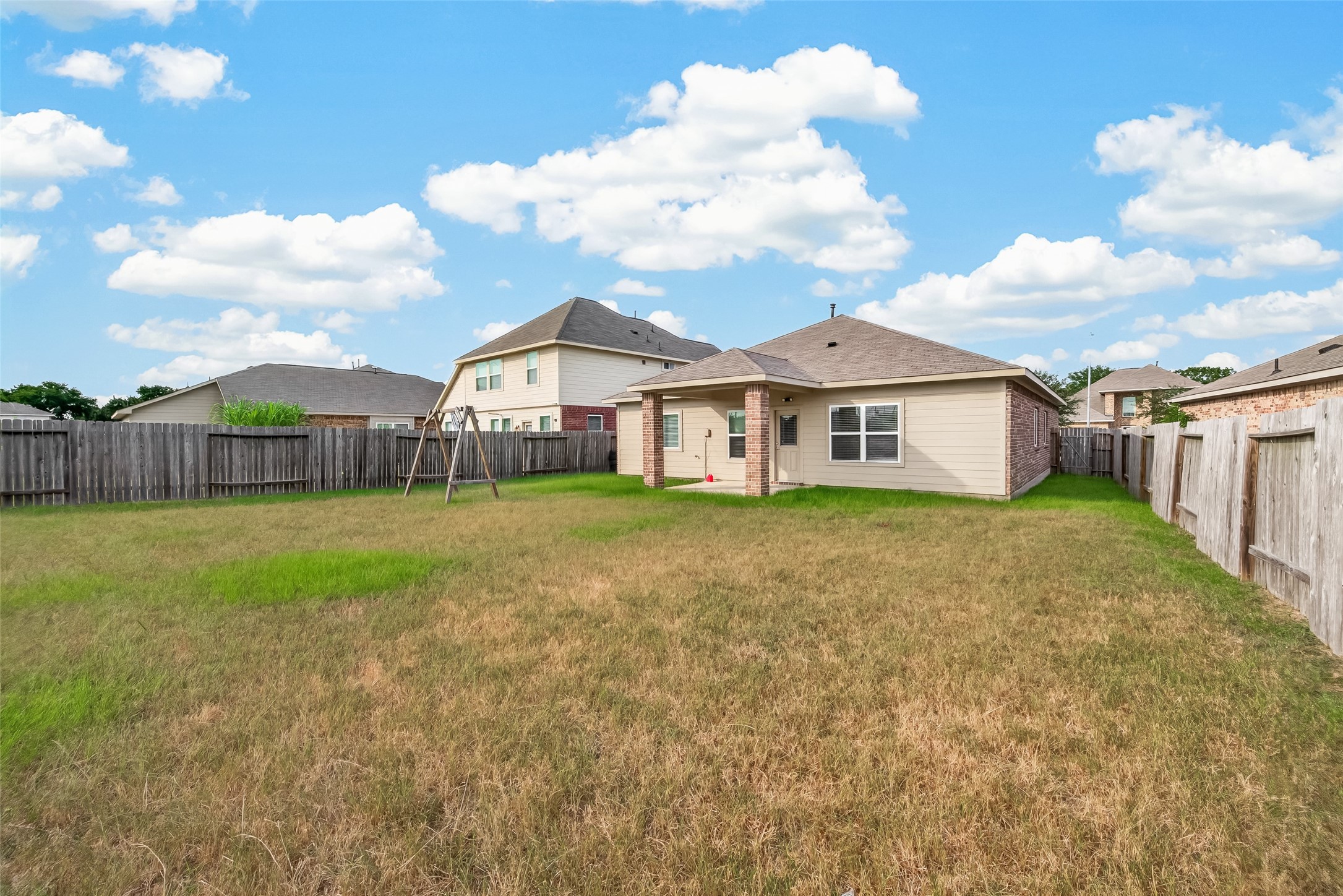 19615 Iris Manor Court Property Photo 39