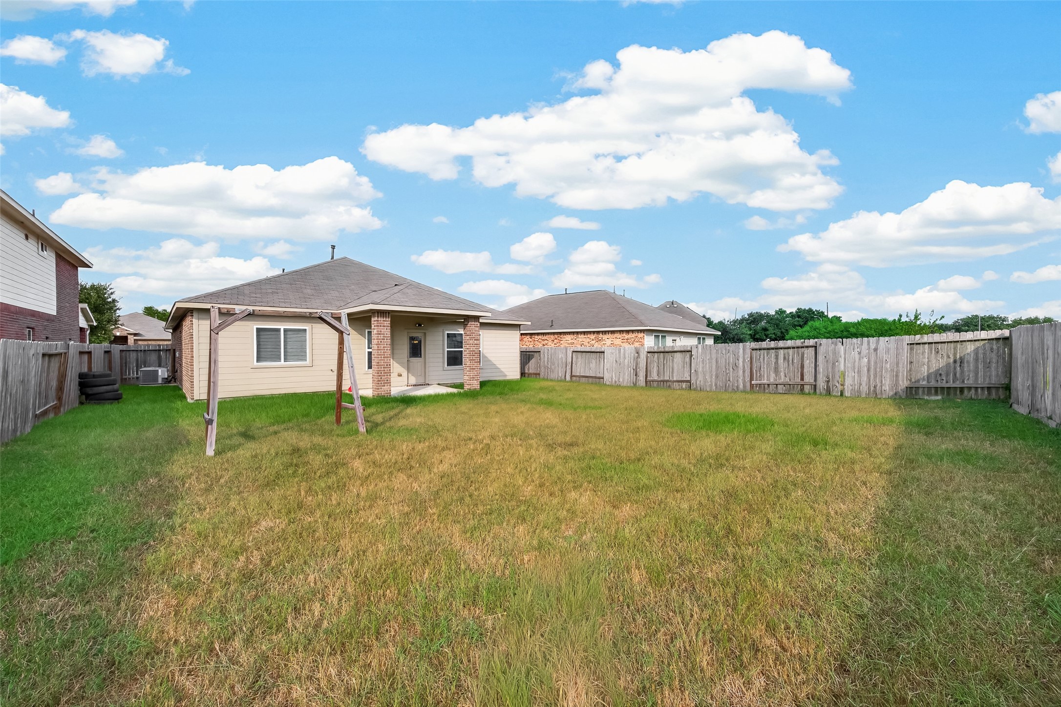 19615 Iris Manor Court Property Photo 41