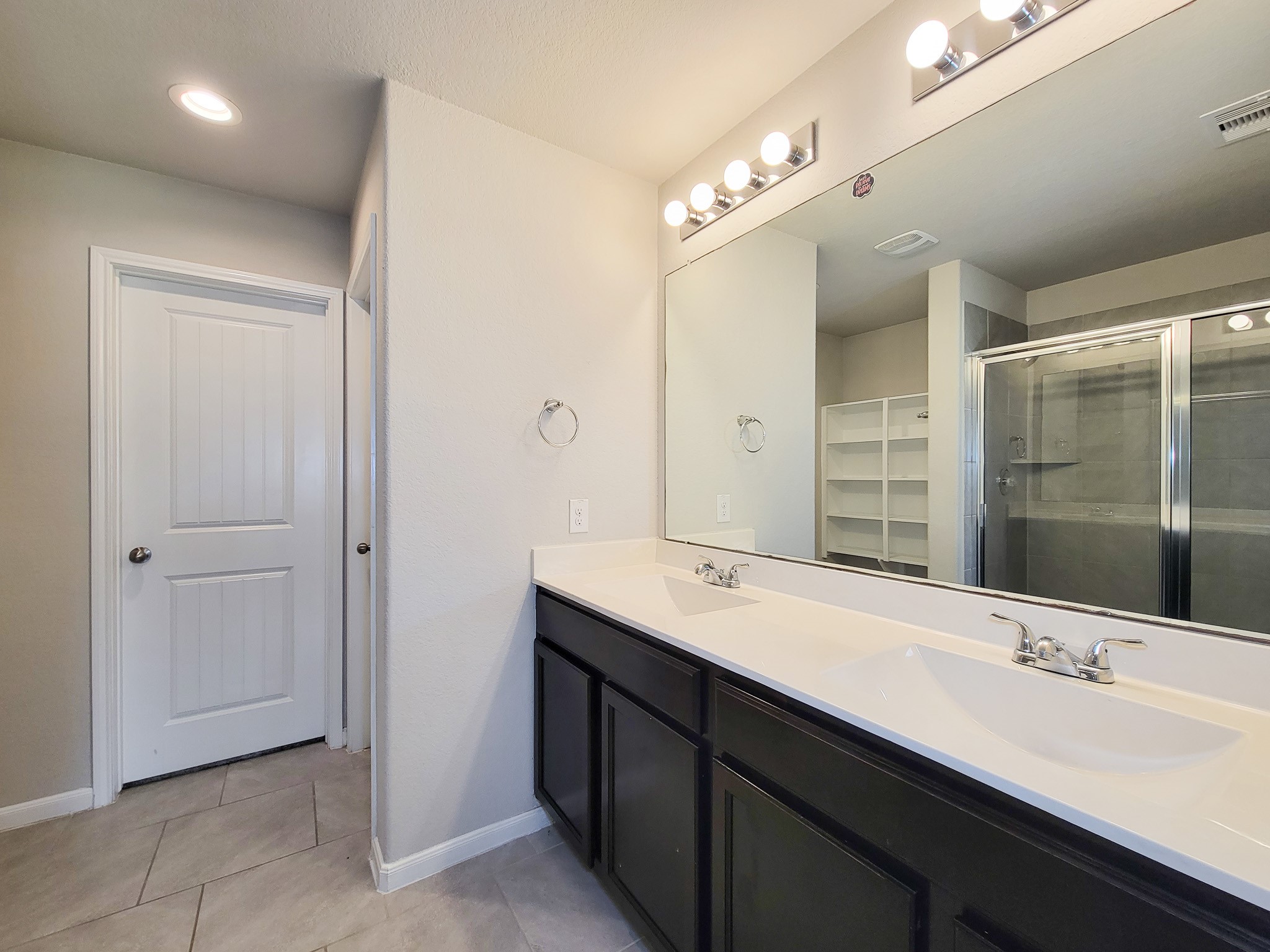 29614 Breakwater Drive Property Photo 25