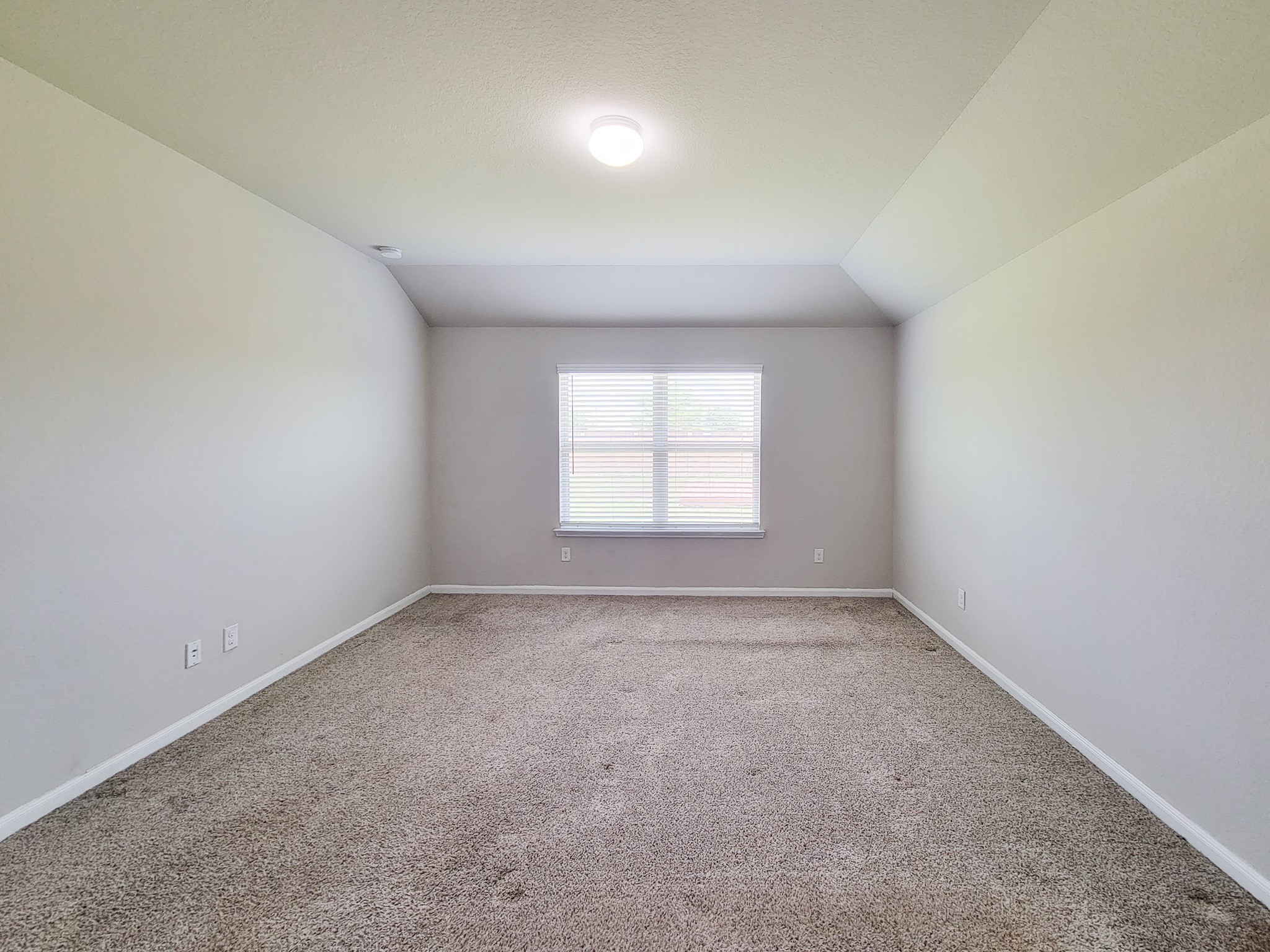 29614 Breakwater Drive Property Photo 36