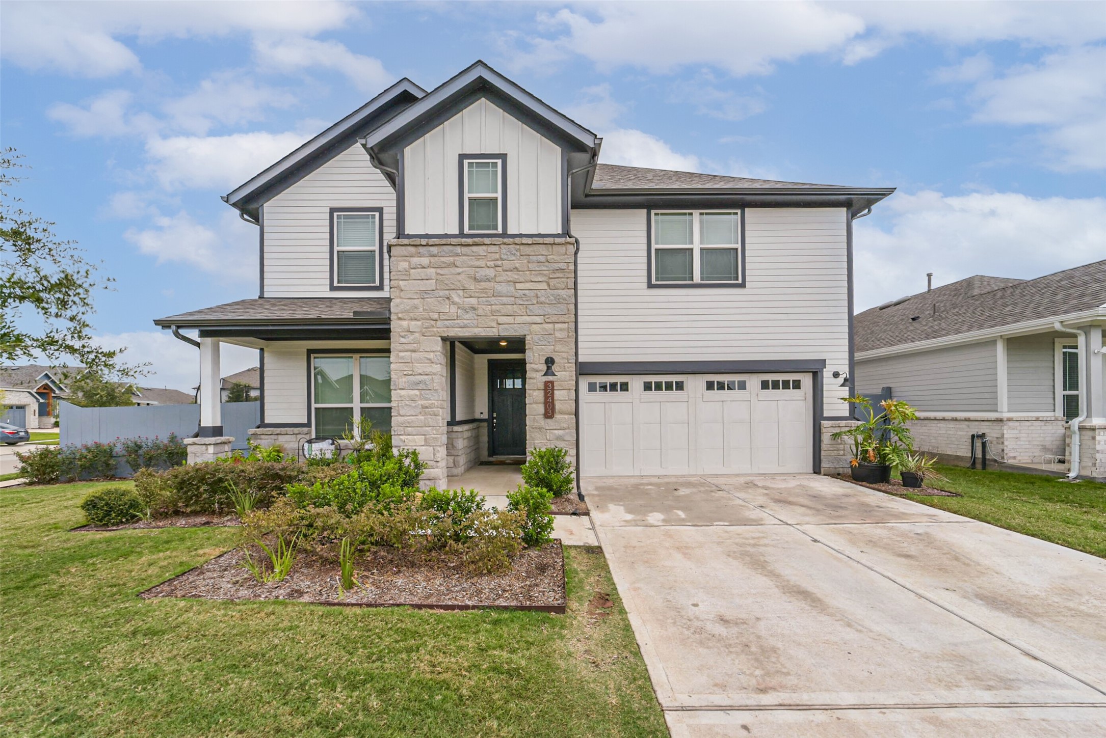 32403 Clouser Crawdad Court Property Photo 1