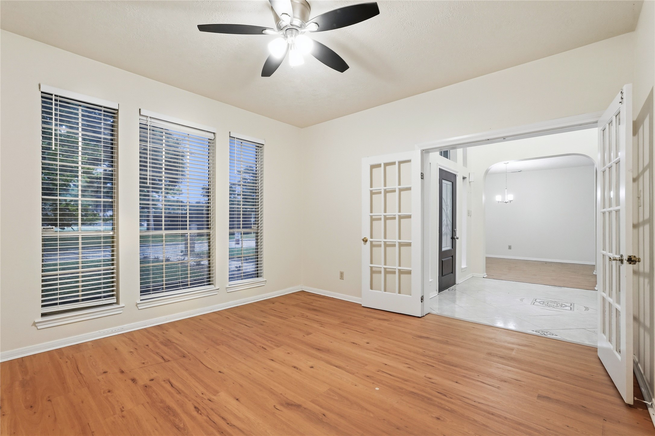 14203 Torrey Forest Drive Property Photo 6
