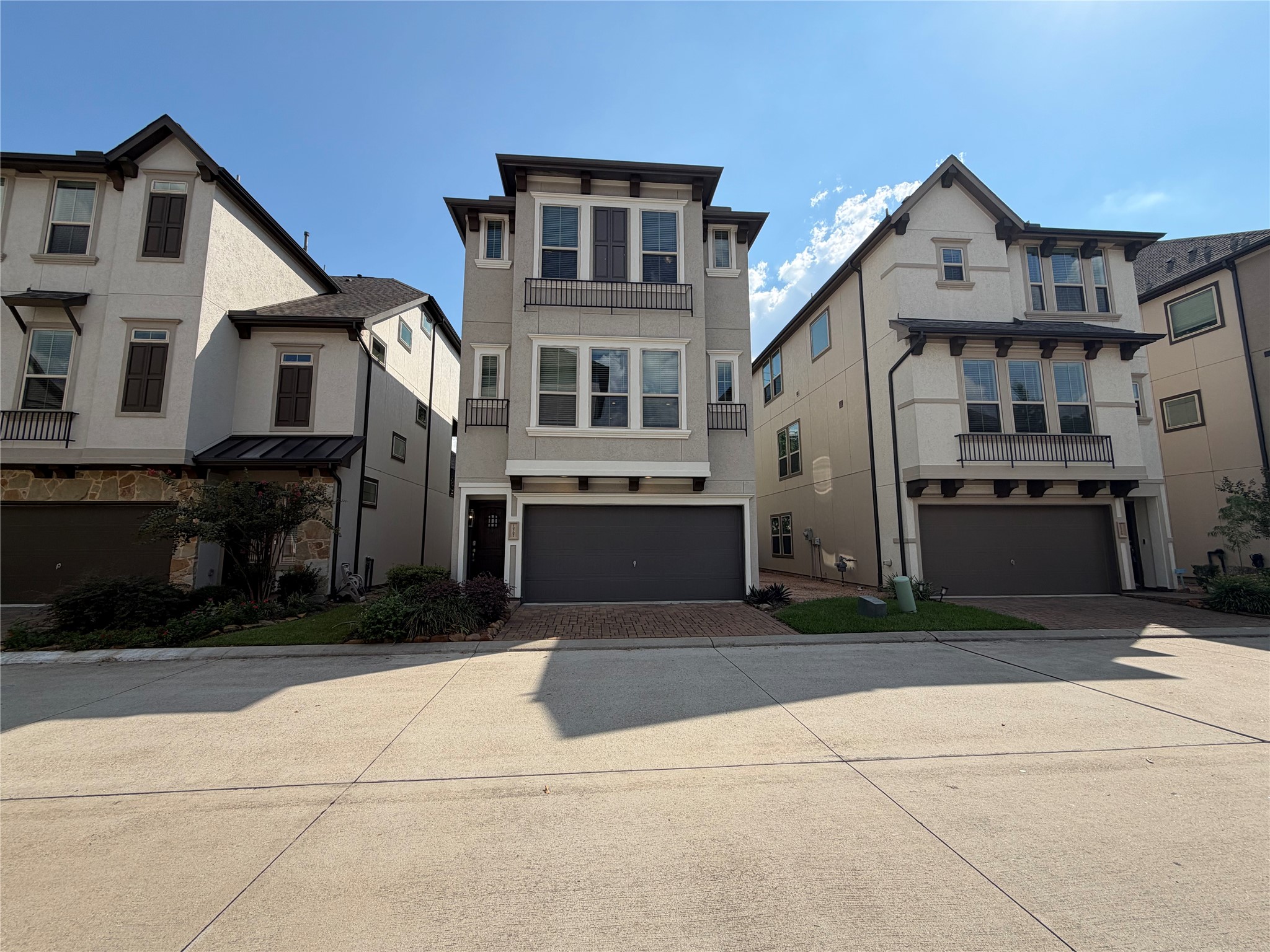 10707 Centre Forest Drive Property Photo 1