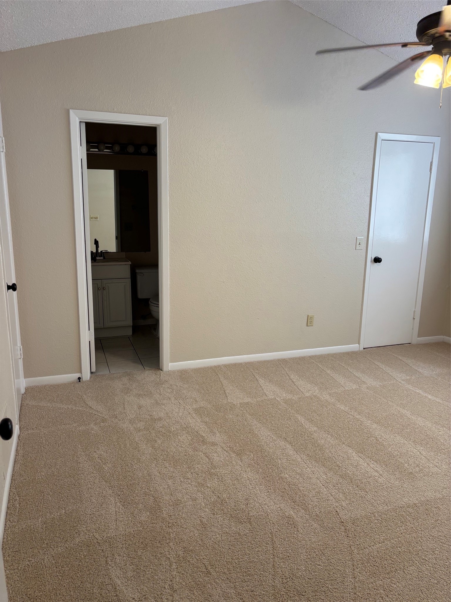 4039 Blacksmith Lane Property Photo 13