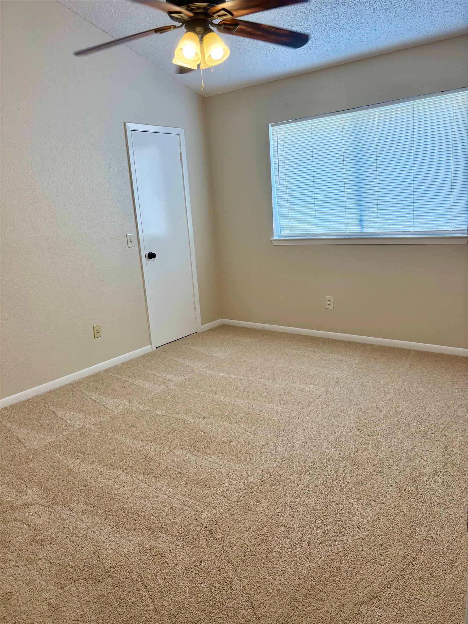 4039 Blacksmith Lane Property Photo 18