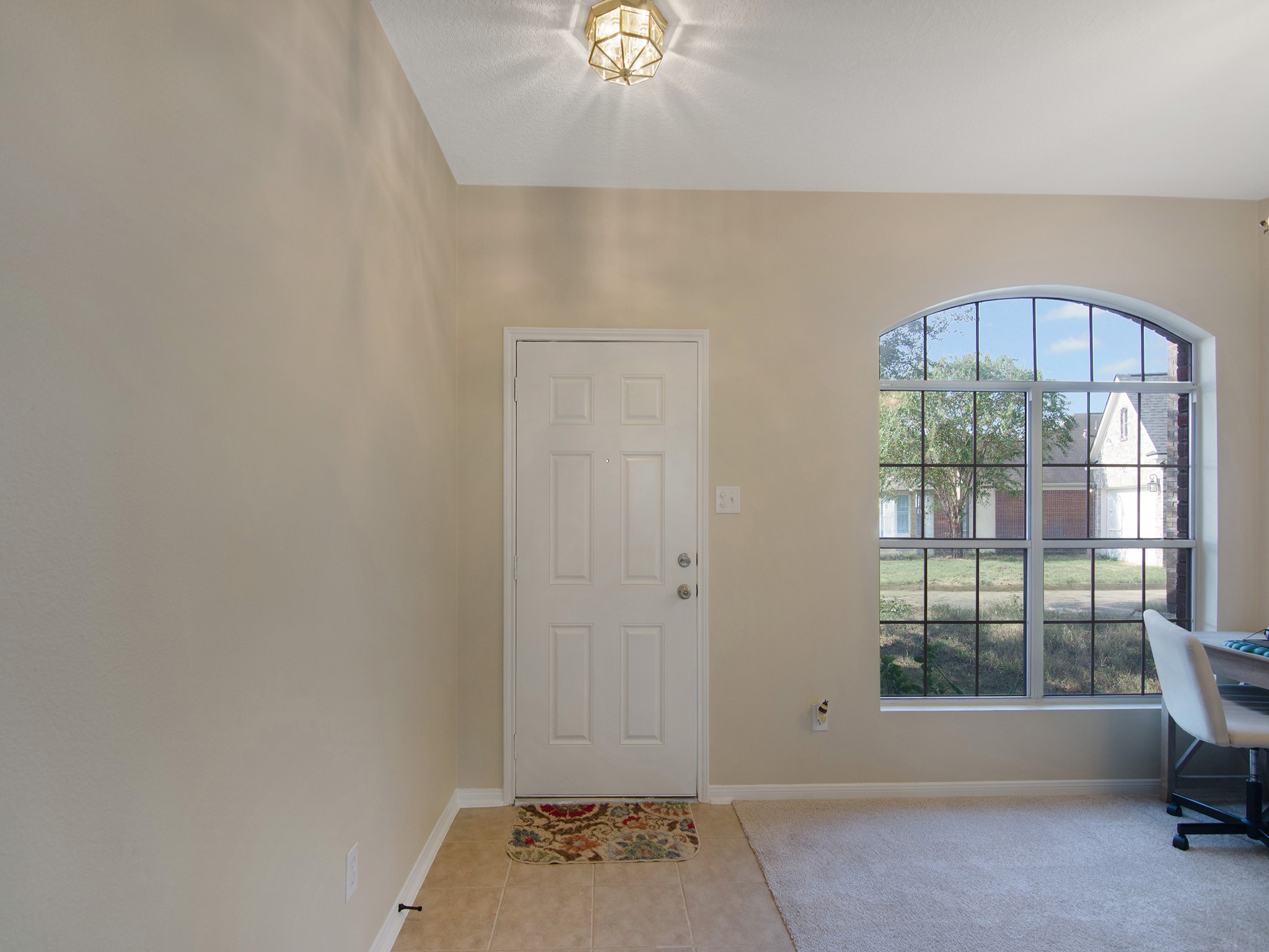 22527 Hamlet Park Court Property Photo 3