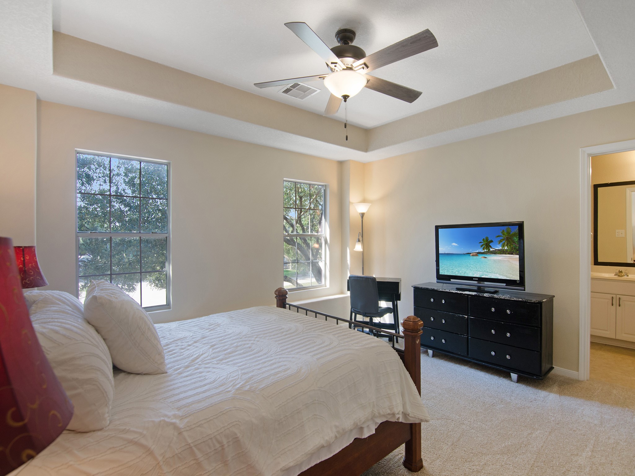 22527 Hamlet Park Court Property Photo 18