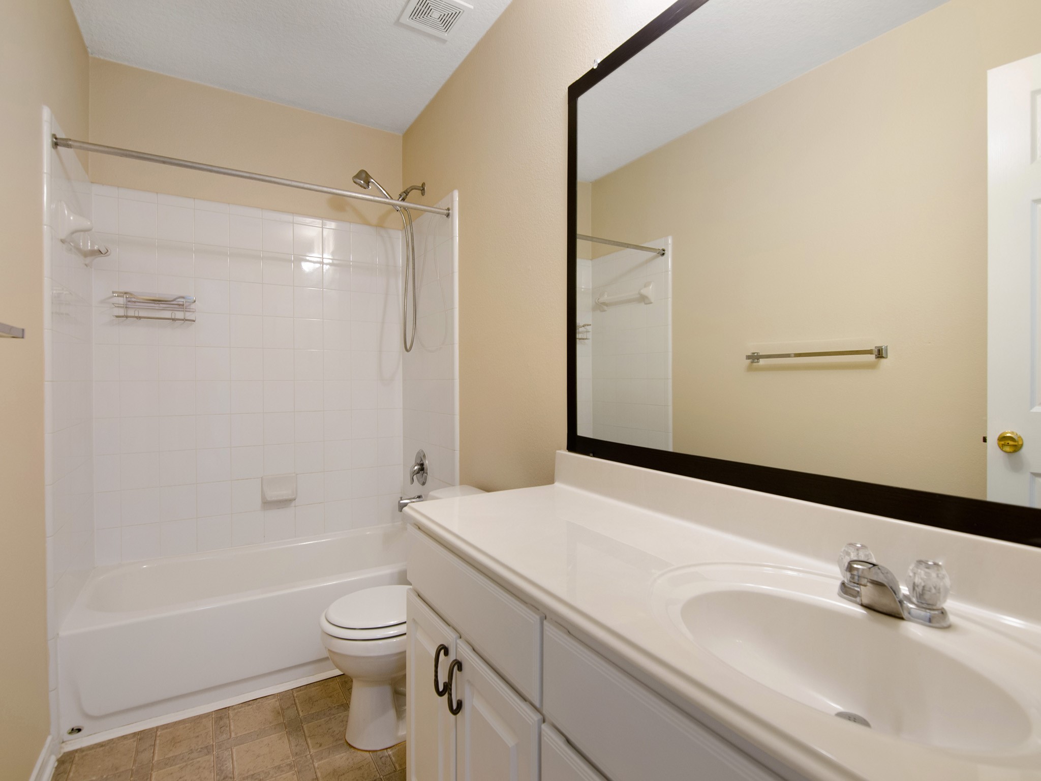 22527 Hamlet Park Court Property Photo 25