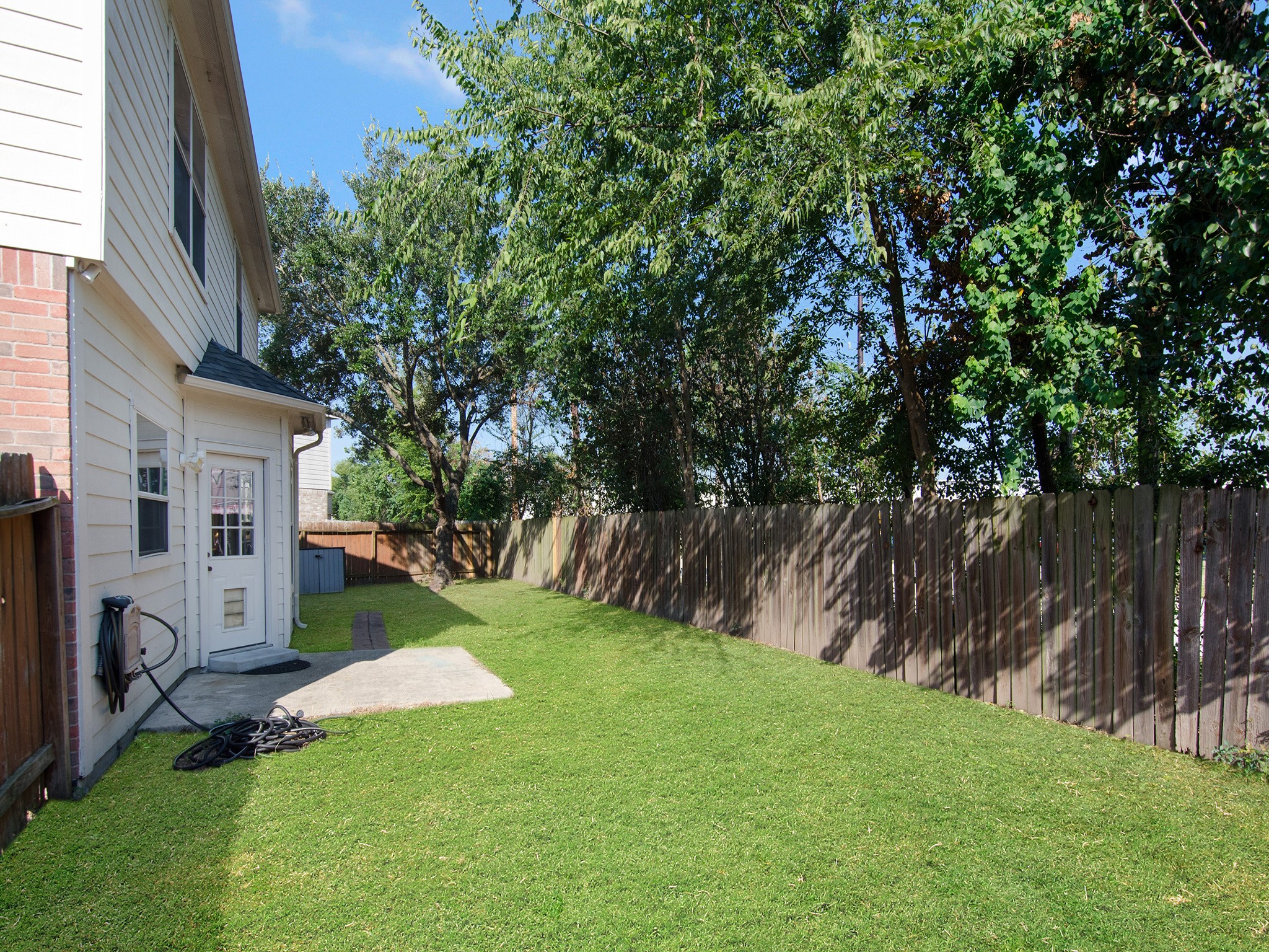 22527 Hamlet Park Court Property Photo 27