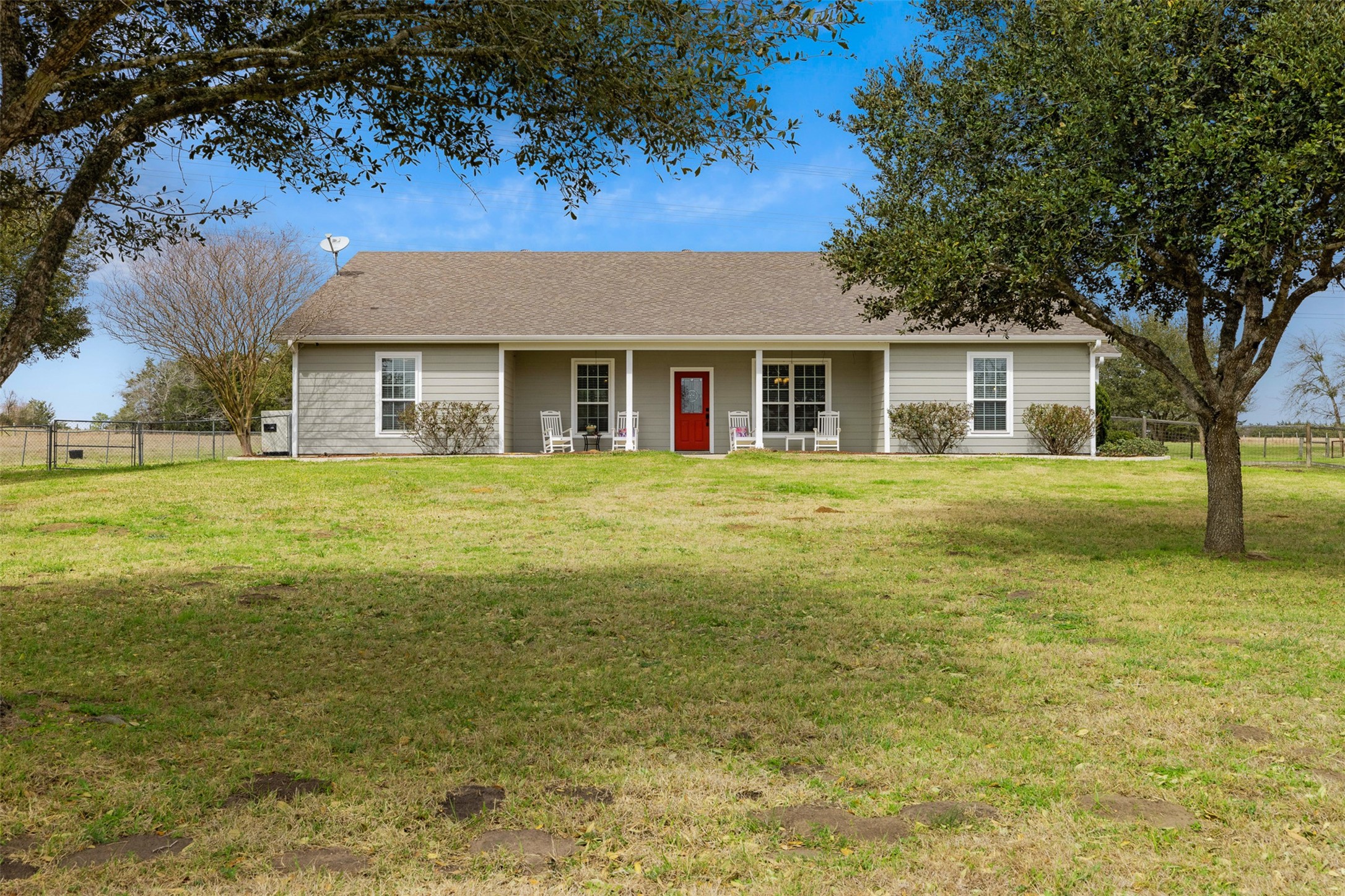 10411 Fm 1383 Property Photo