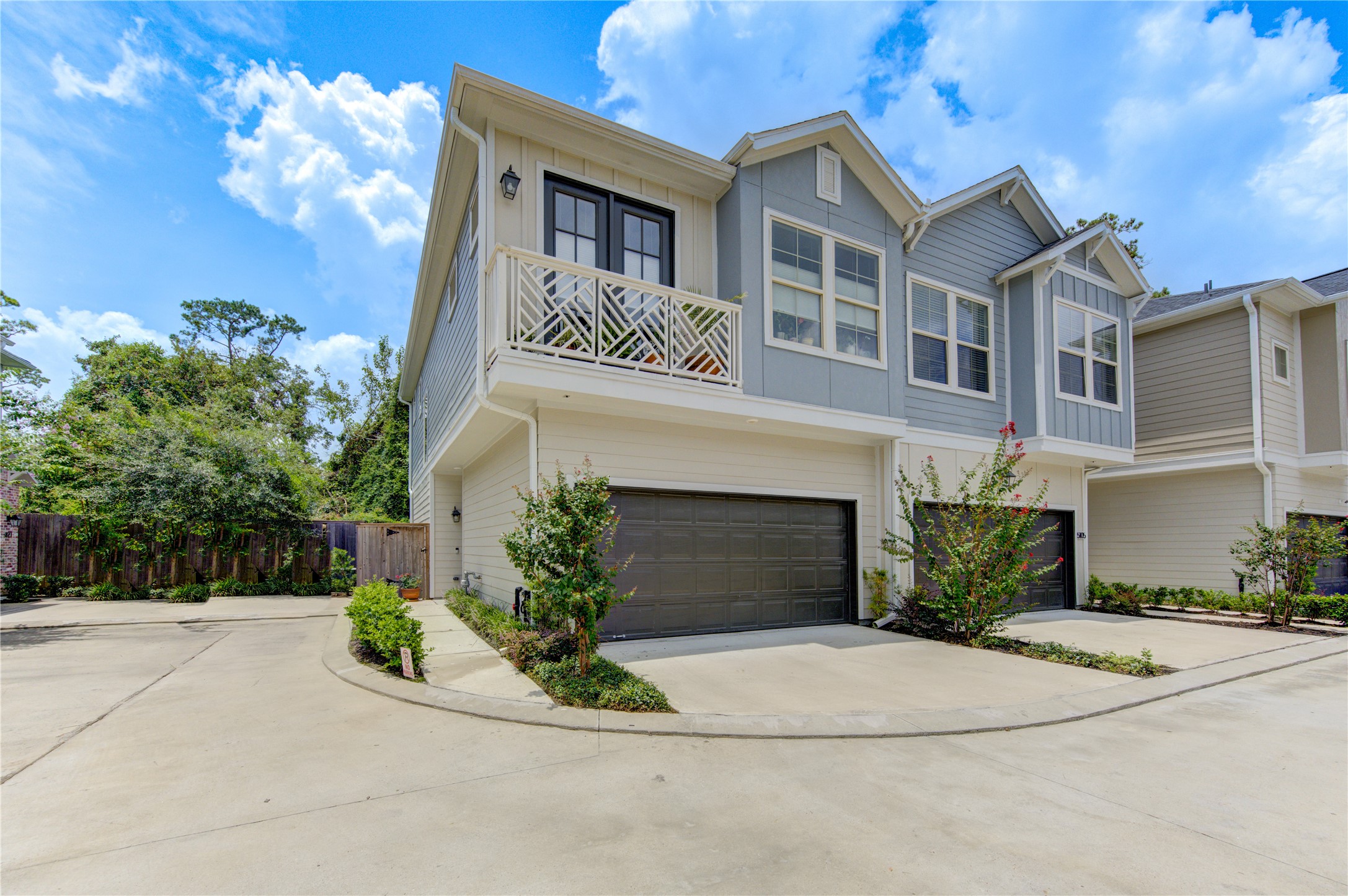 5103 Royal Heath Drive Property Photo 1