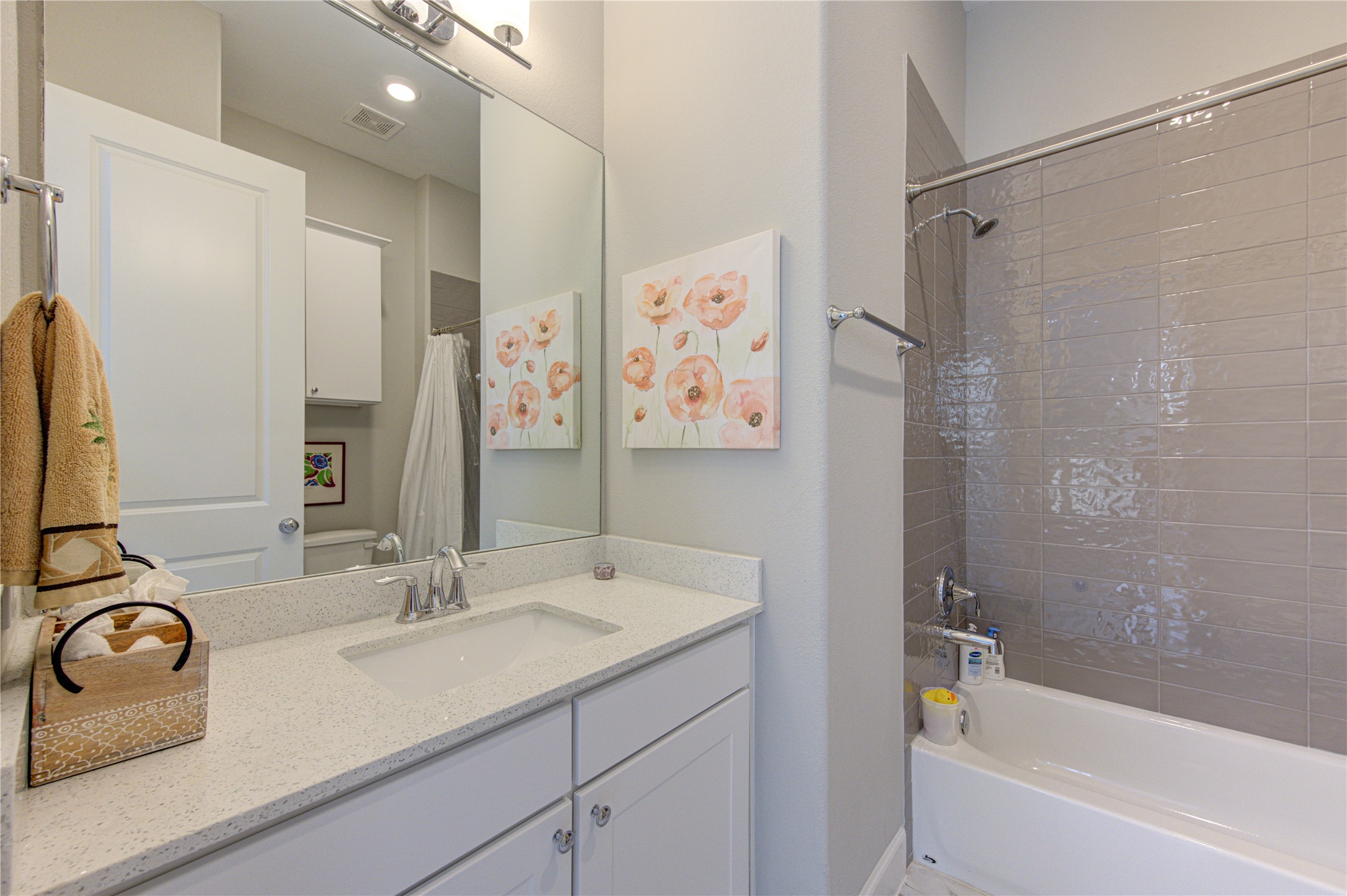 5103 Royal Heath Drive Property Photo 8