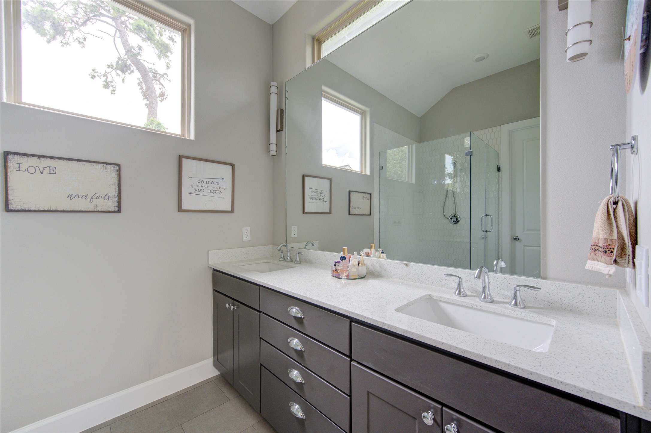 5103 Royal Heath Drive Property Photo 17