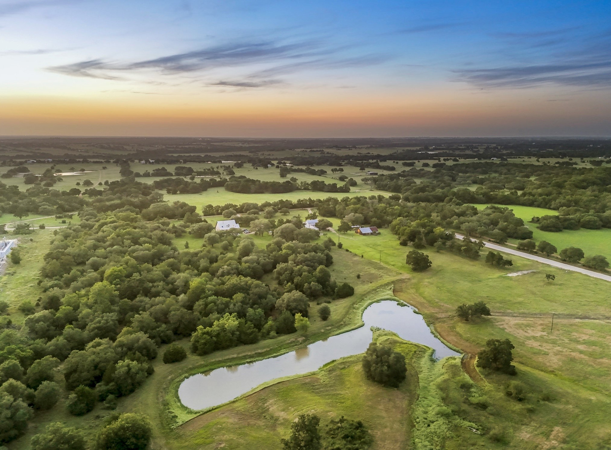 15 Round Top Farms Drive Property Photo 3