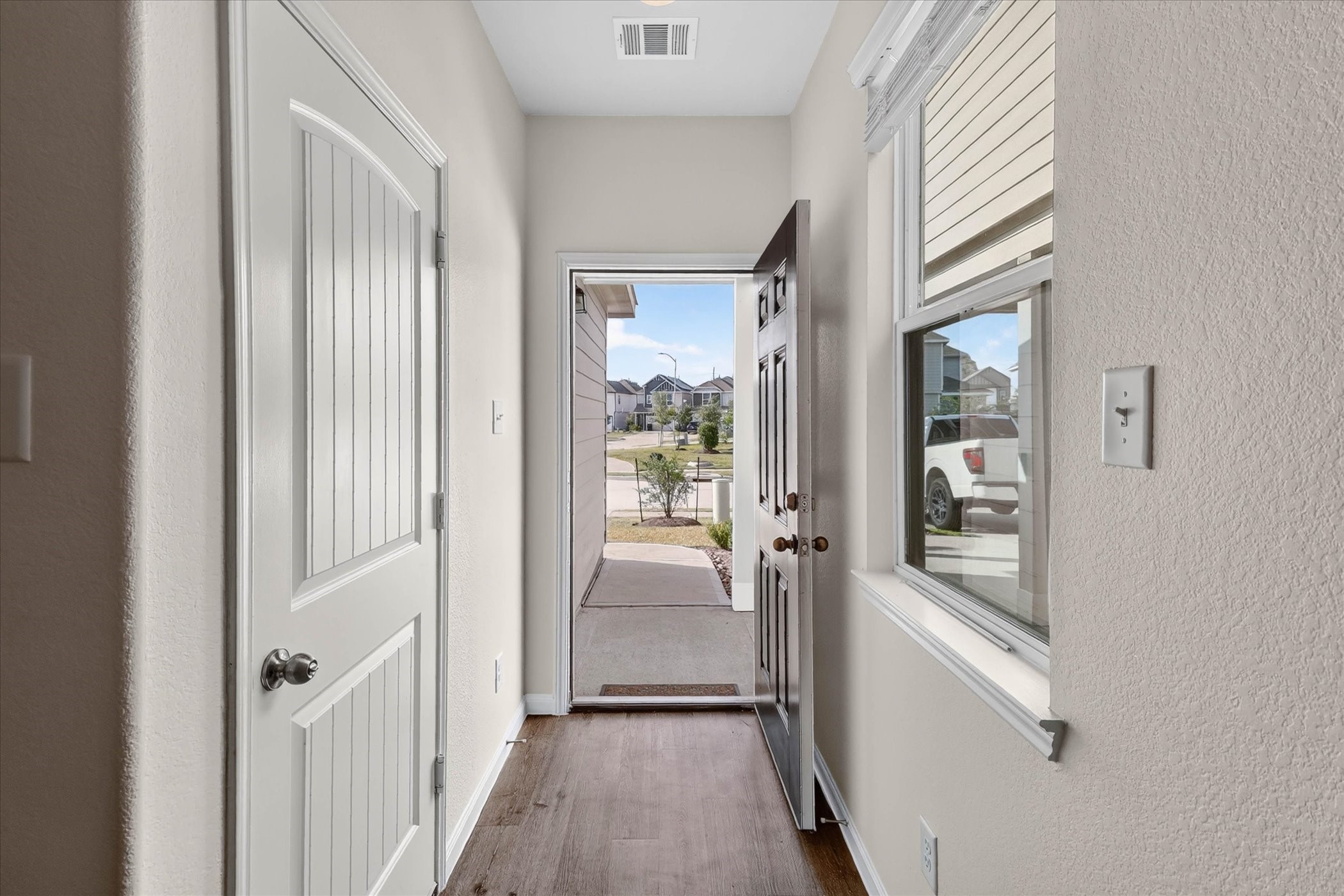 24839 Goldoni Drive Property Photo 4
