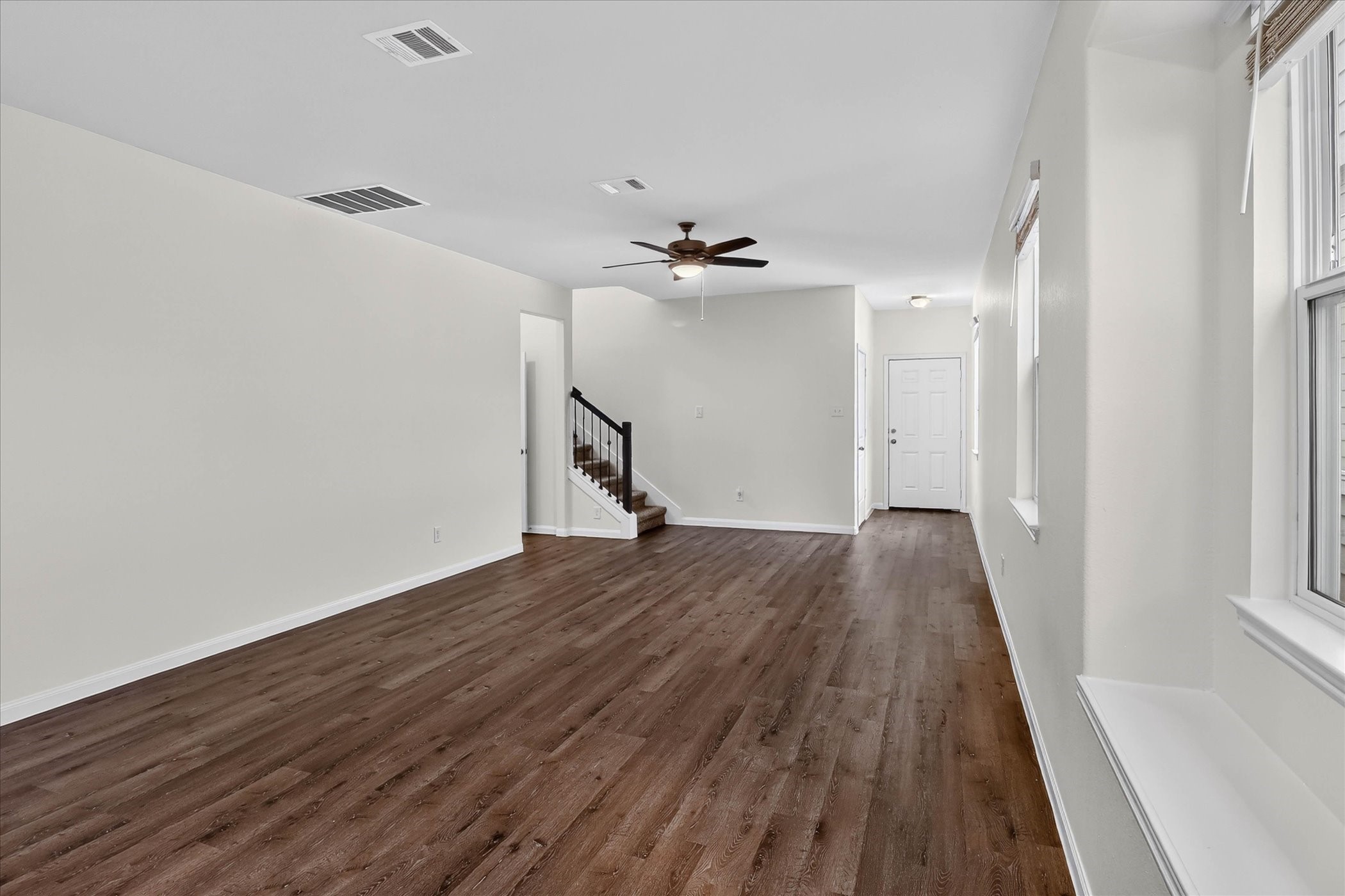 24839 Goldoni Drive Property Photo 8