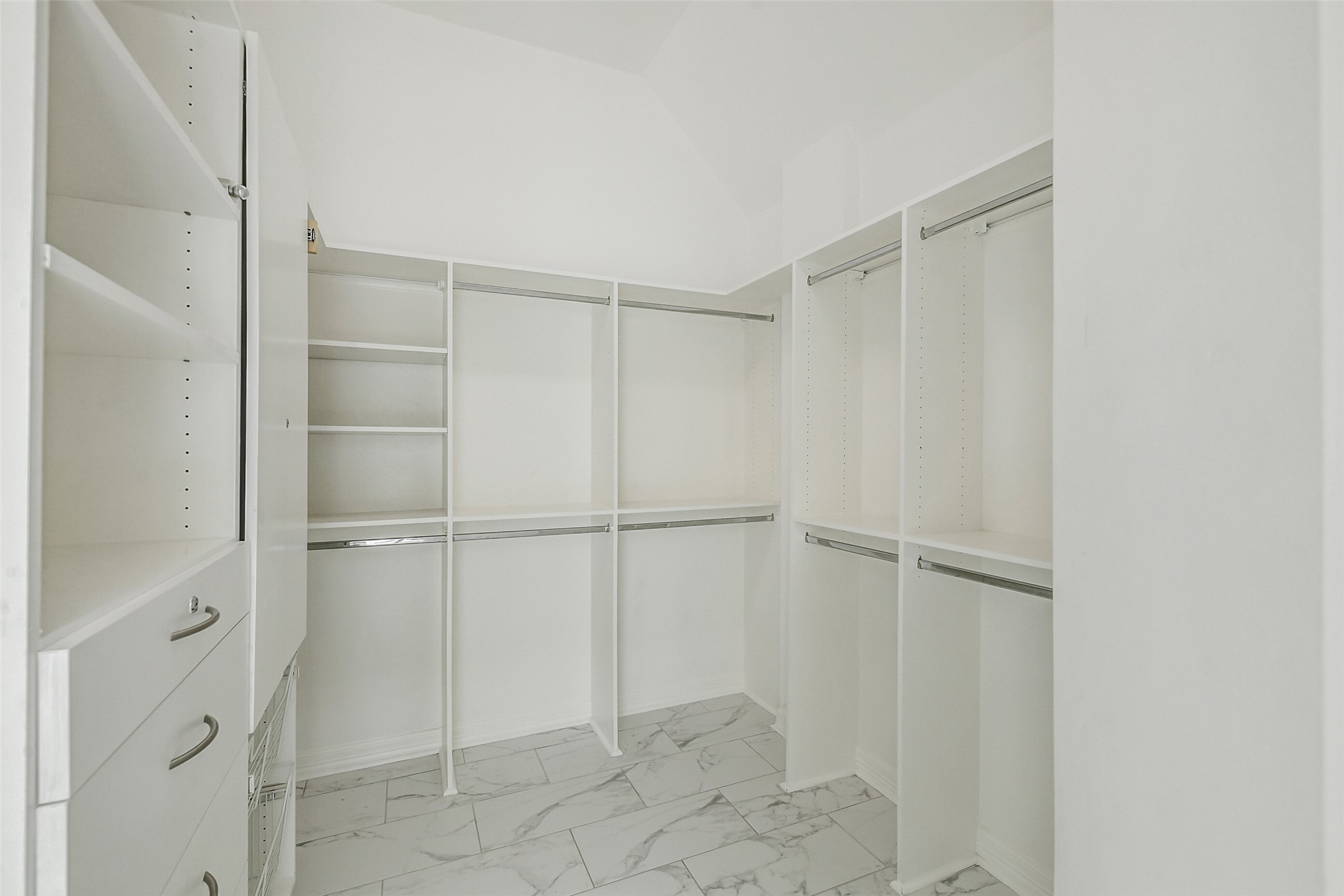 21018 W Farwood Terrace Property Photo 24