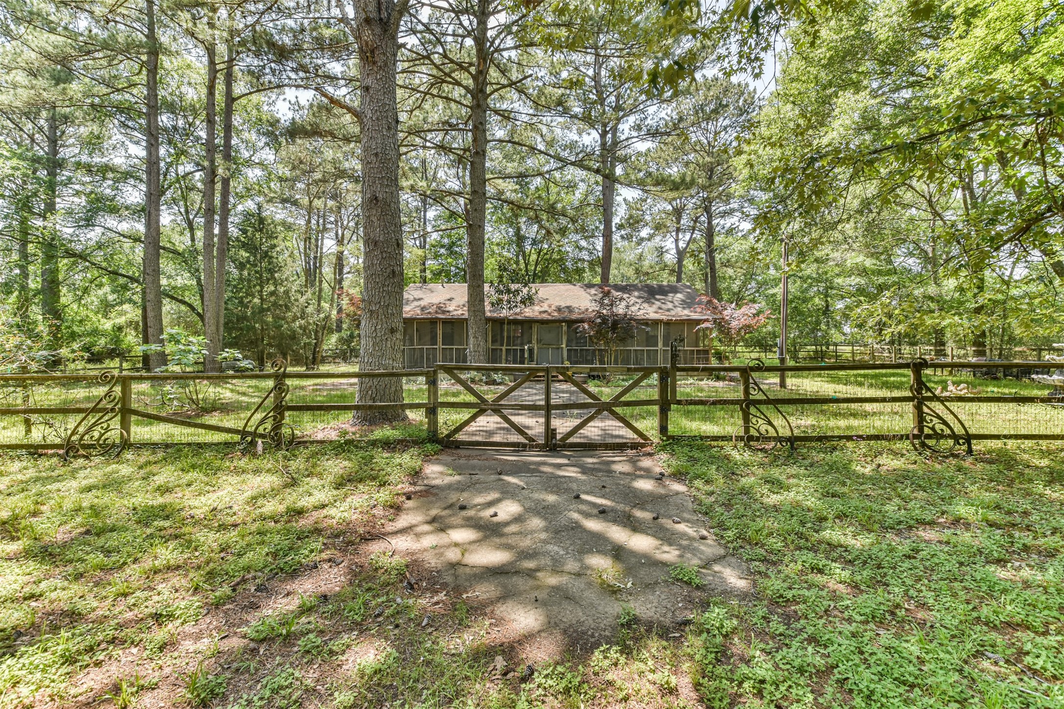 29059 Sheffield Road Property Photo 12