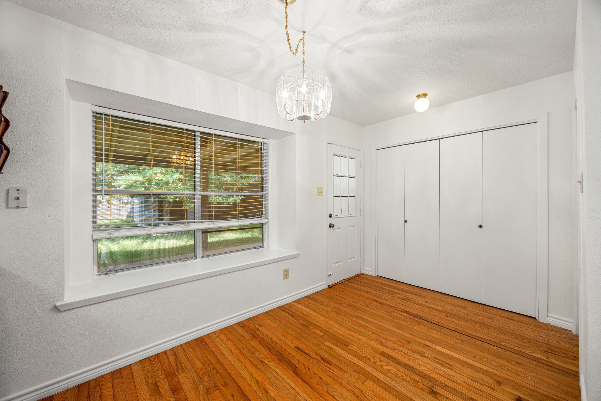 1342 Castle Glen Drive Property Photo 17
