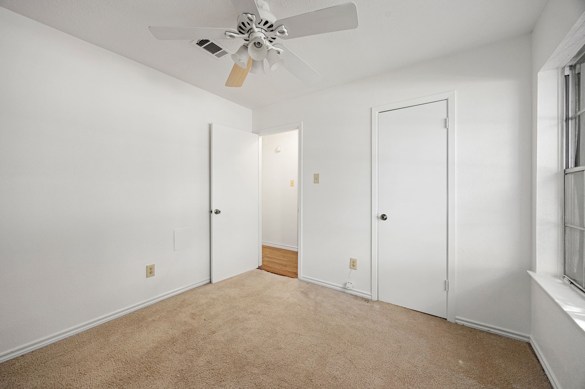 1342 Castle Glen Drive Property Photo 23