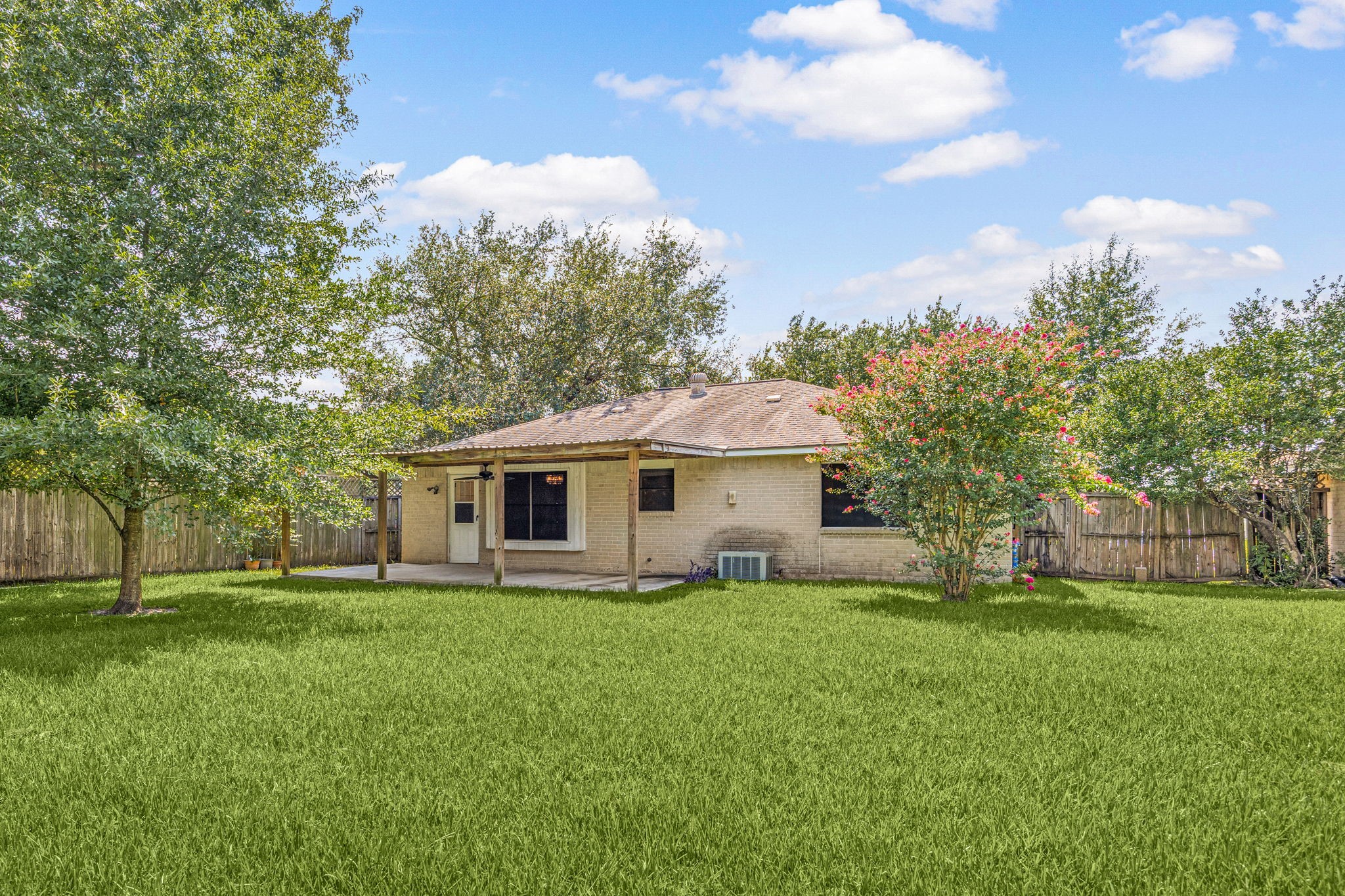 1342 Castle Glen Drive Property Photo 27