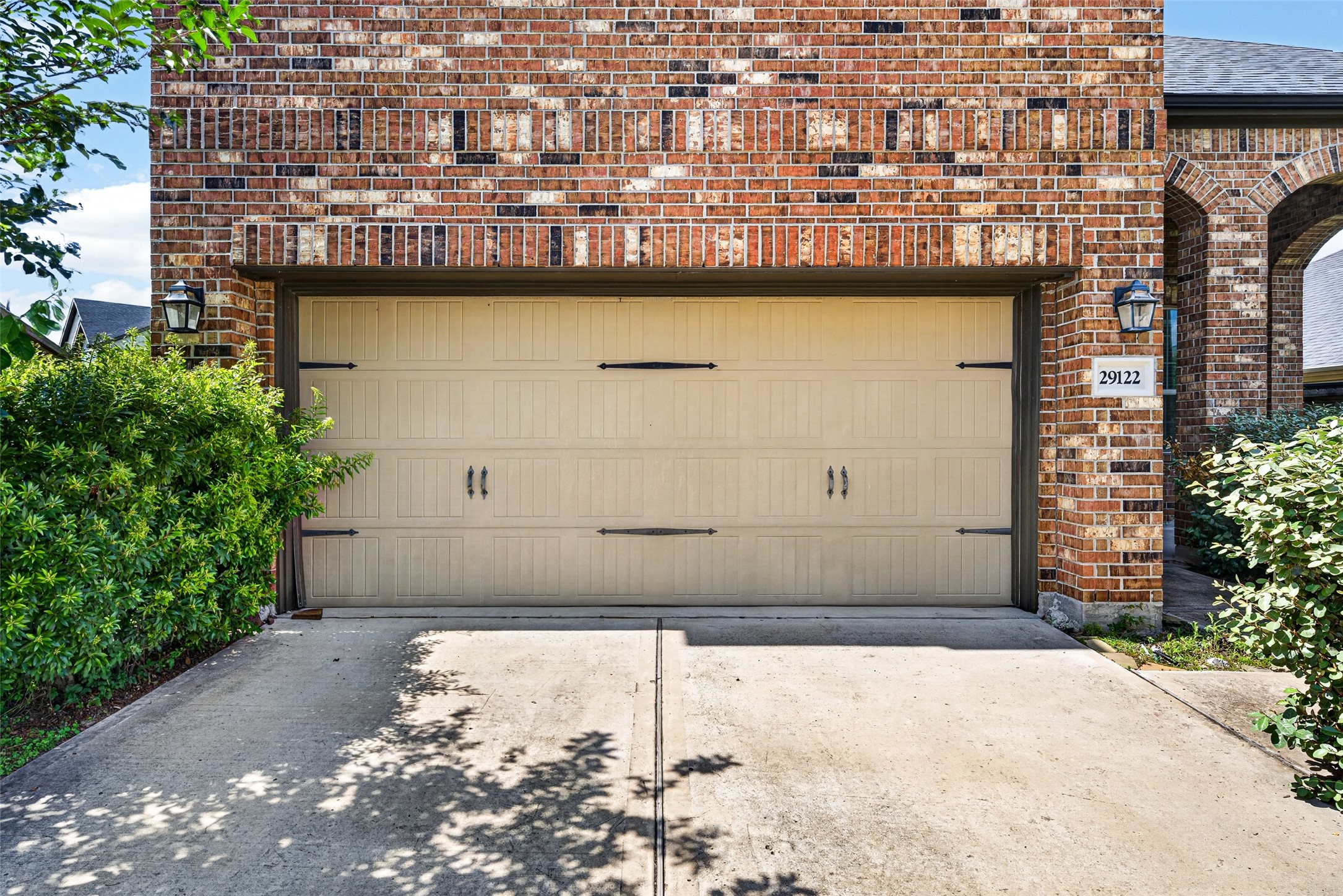 29122 Parker Trace Drive Property Photo 5