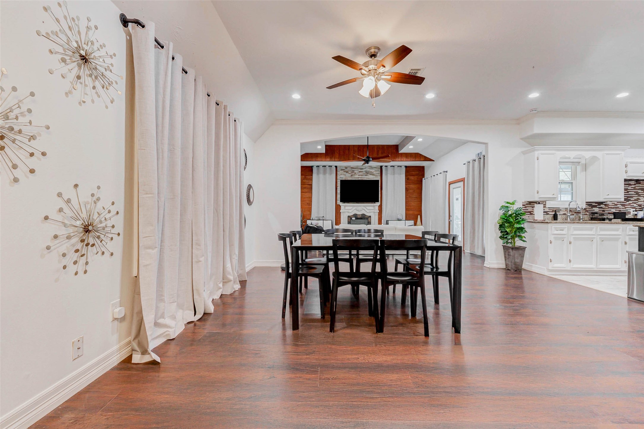 10905 Shady Lane A Property Photo 11