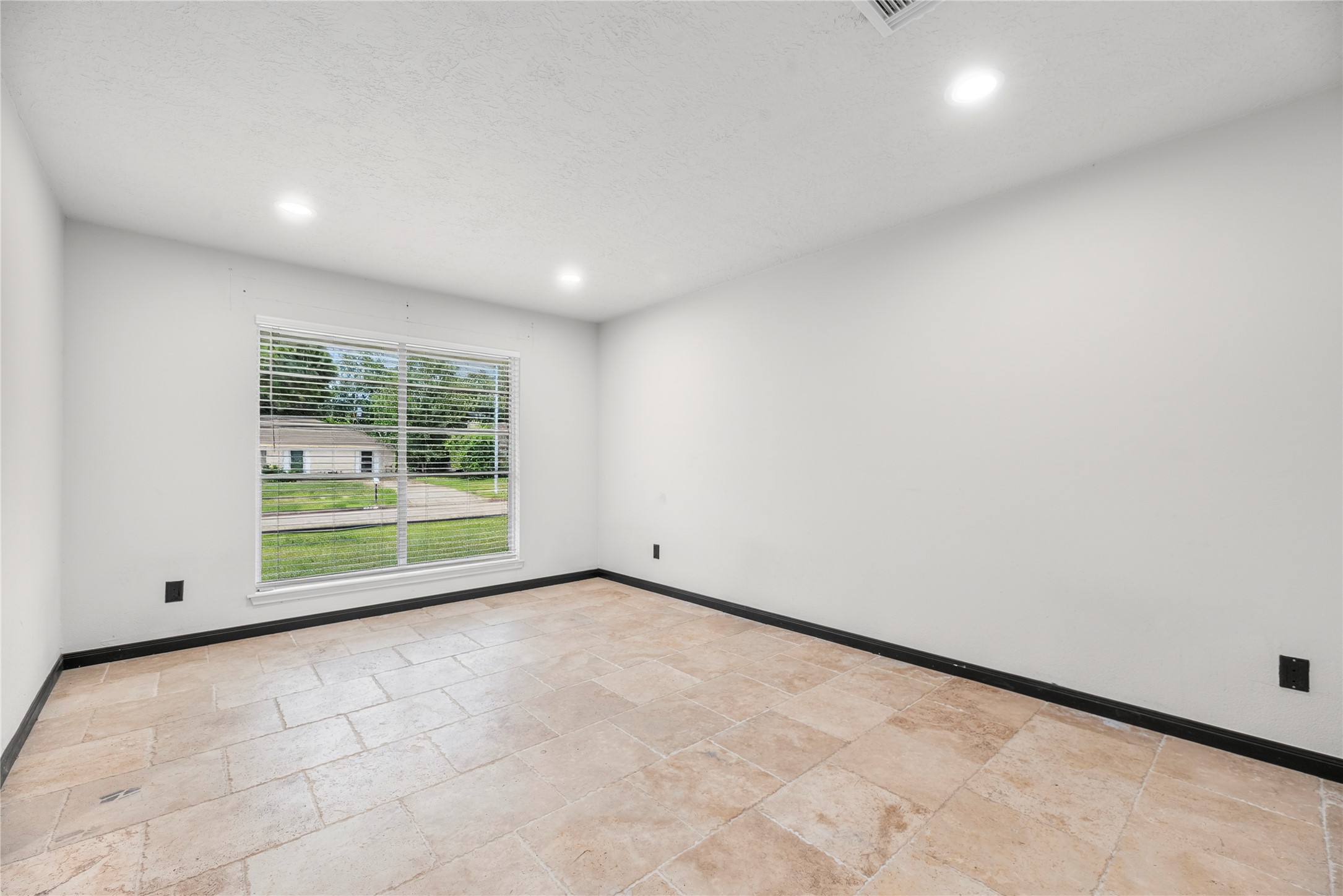 7319 Tall Pines Drive Property Photo 20