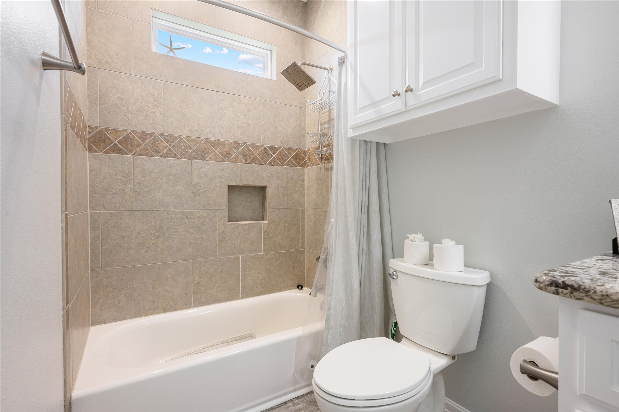 956 Biscayne Property Photo 22