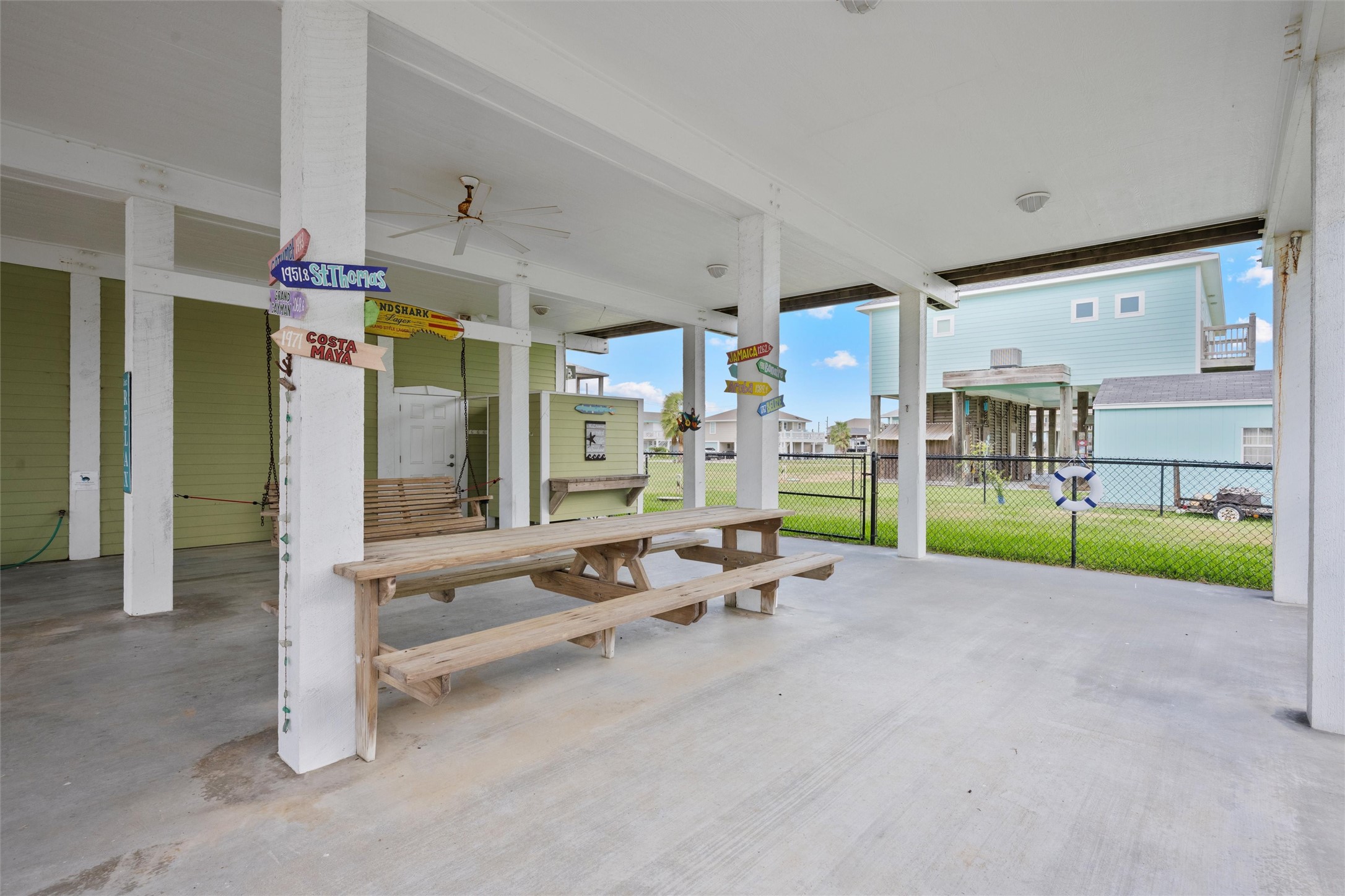 956 Biscayne Property Photo 32