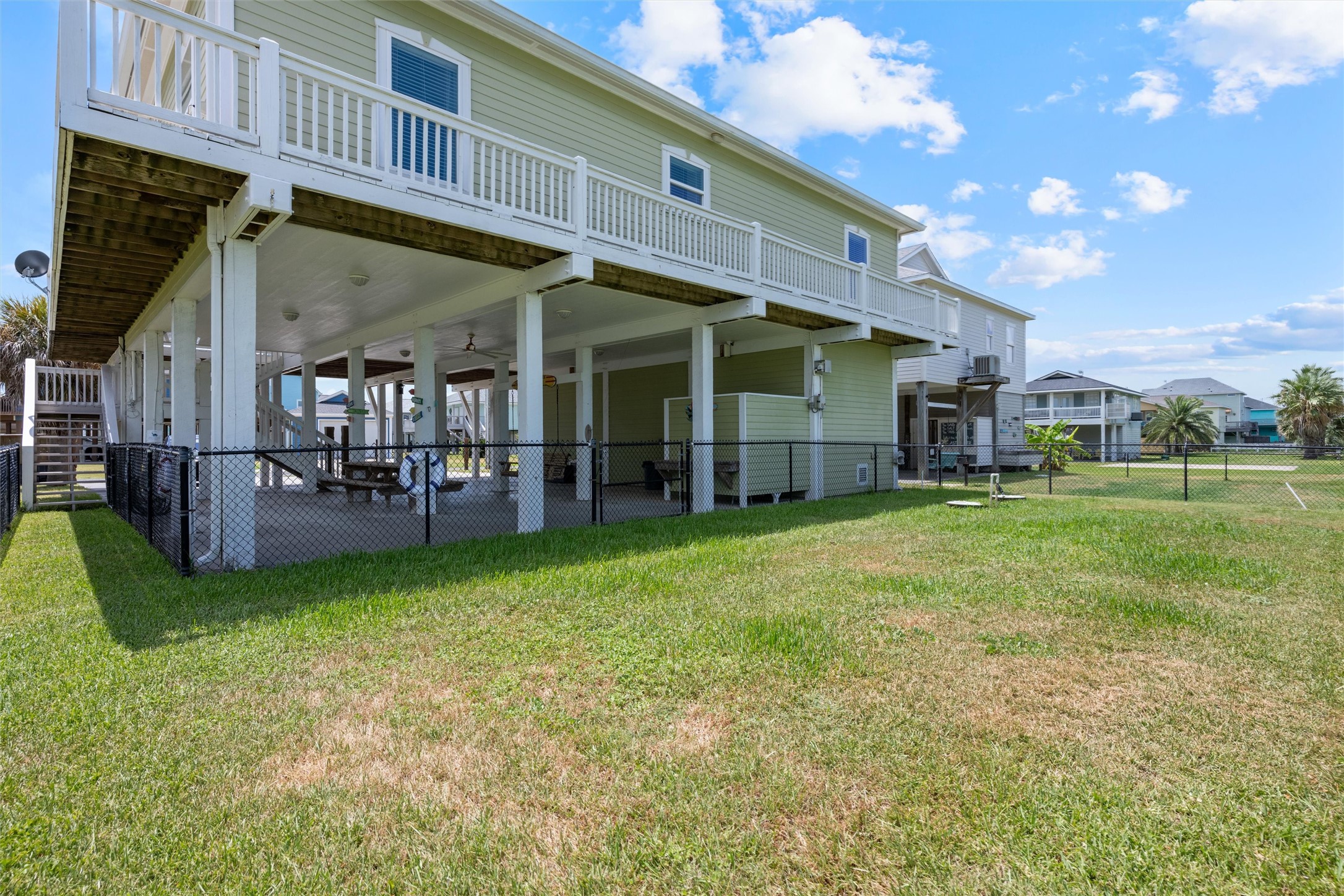 956 Biscayne Property Photo 35