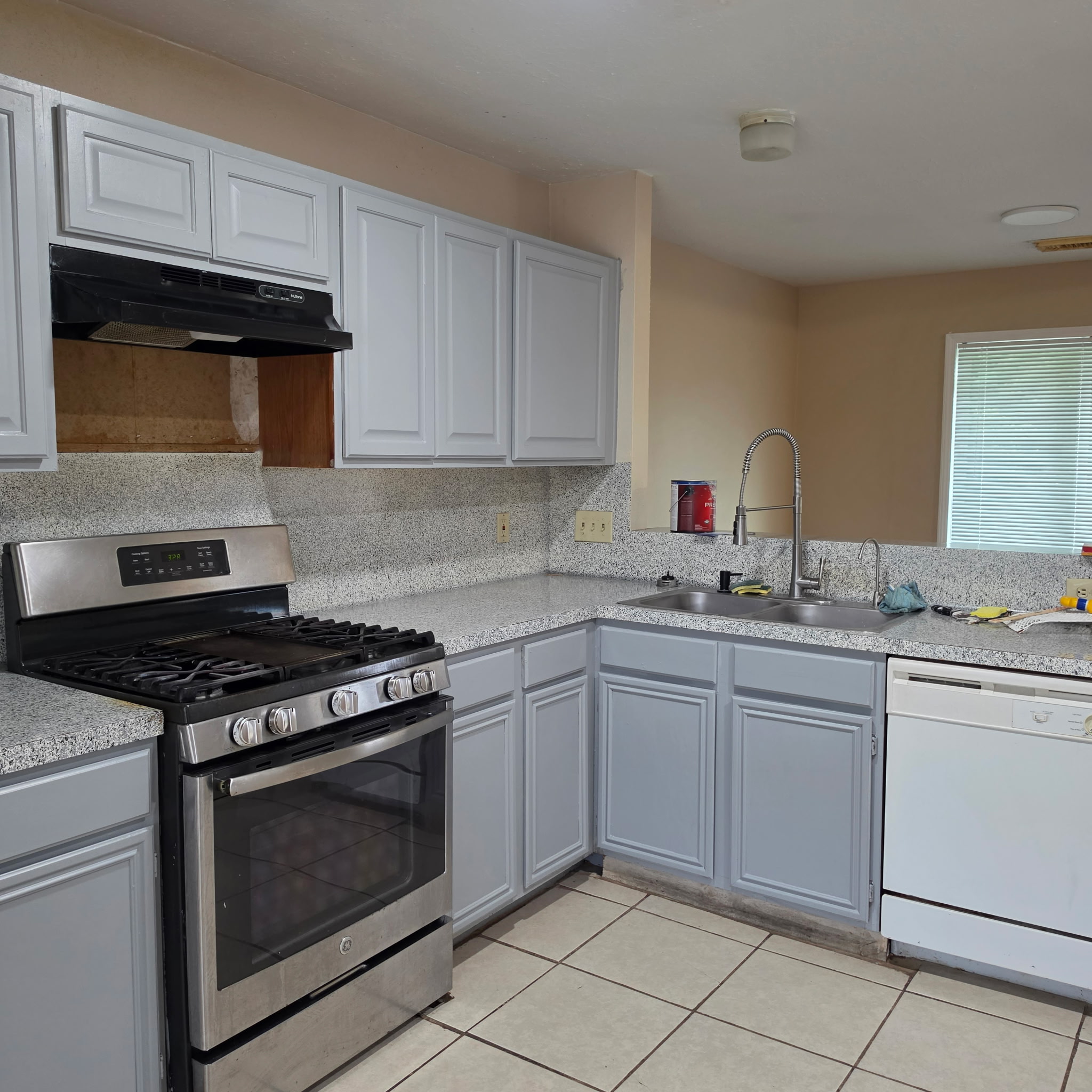 1806 Northcliff Place Property Photo 5