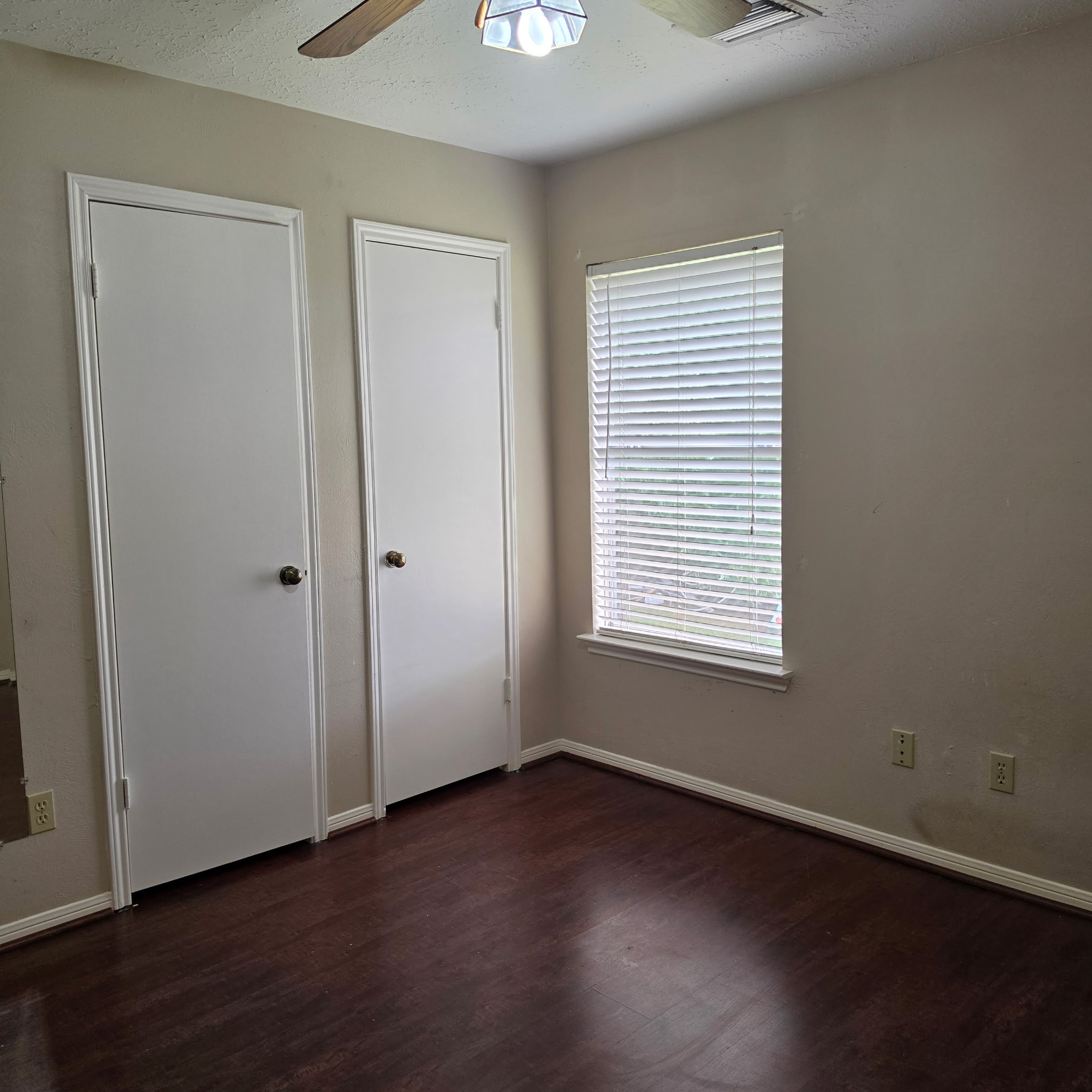 1806 Northcliff Place Property Photo 6