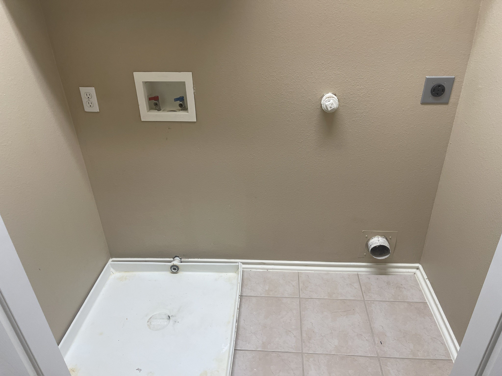 5815 Vinemont Lane Property Photo 27