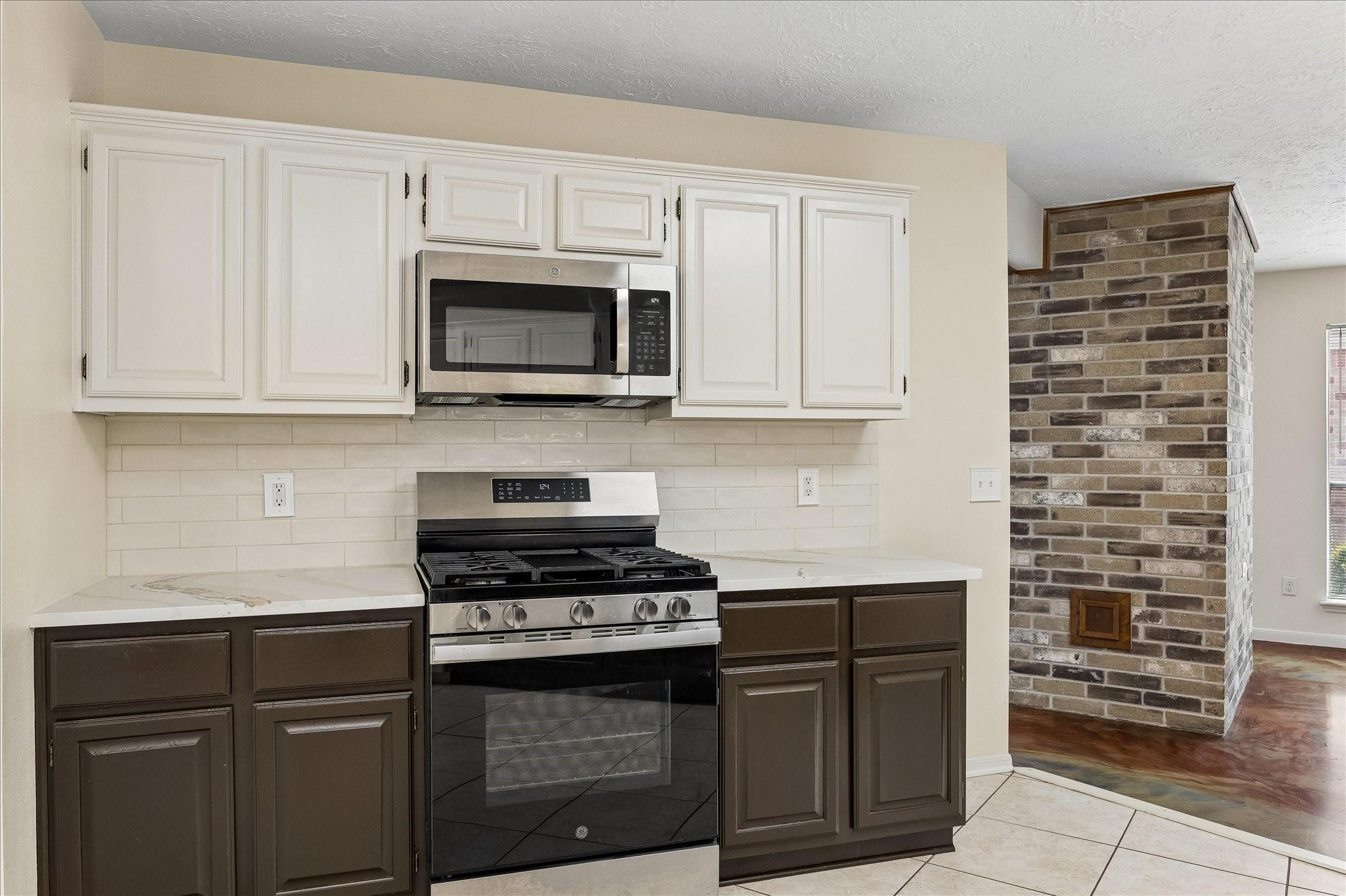 3806 Crystal Falls Drive Property Photo 14
