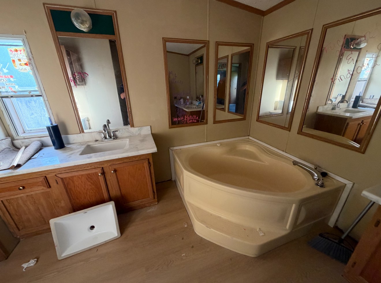 51 Burke Ct Property Photo 14