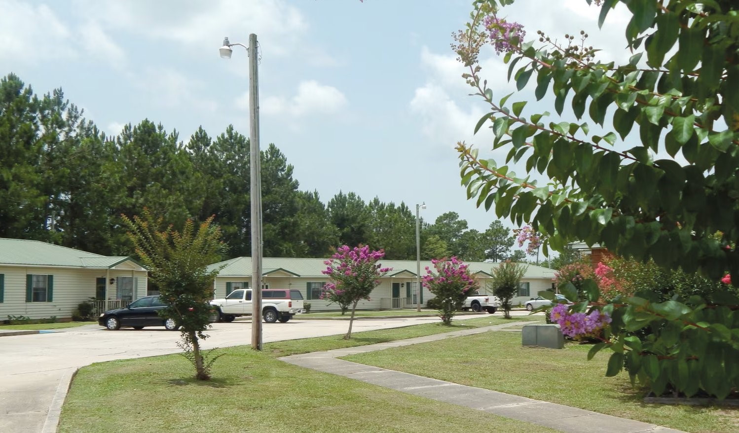24598 Gulf Bay Rd Property Photo 5