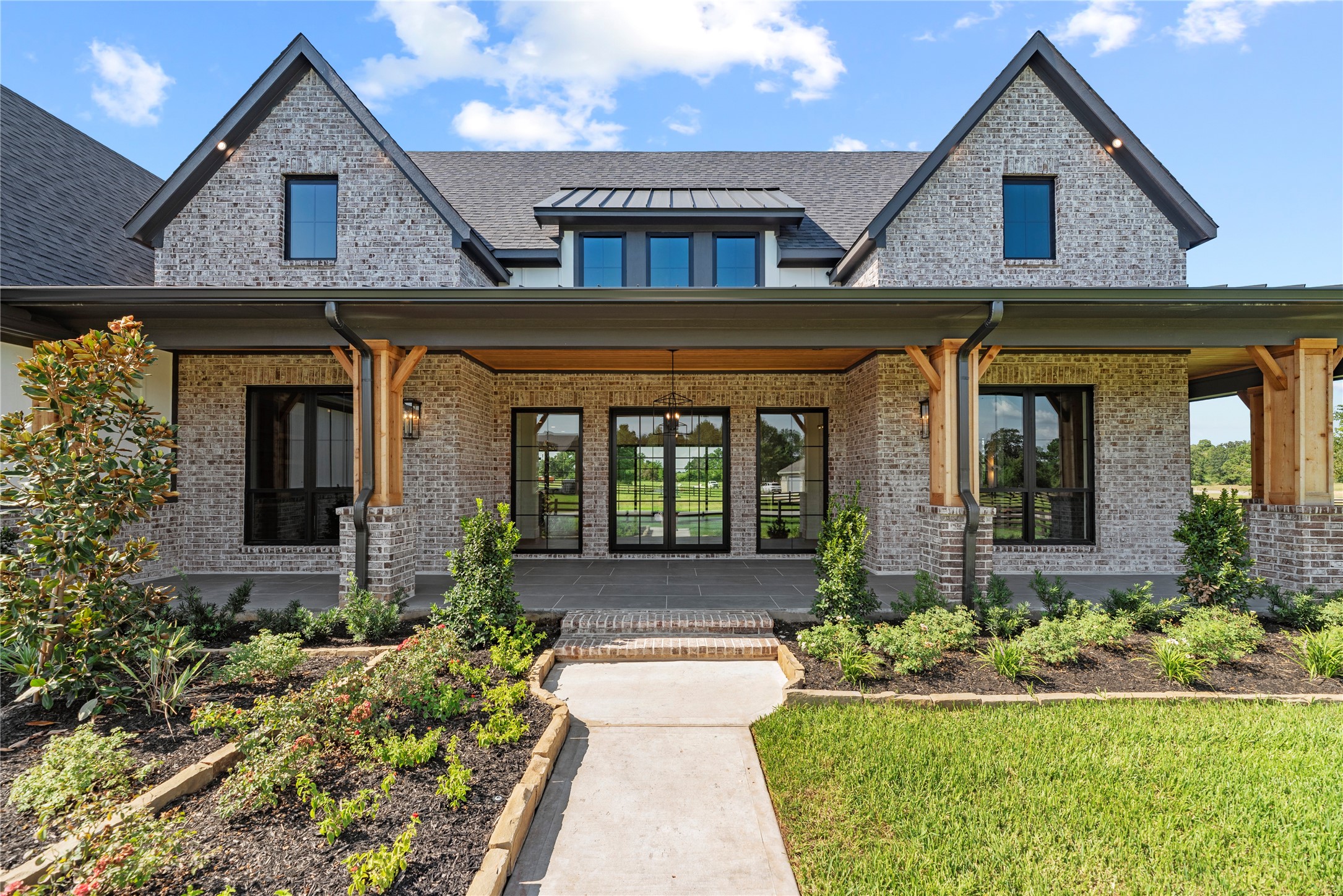 25110 Grace Vista Way Property Photo 3