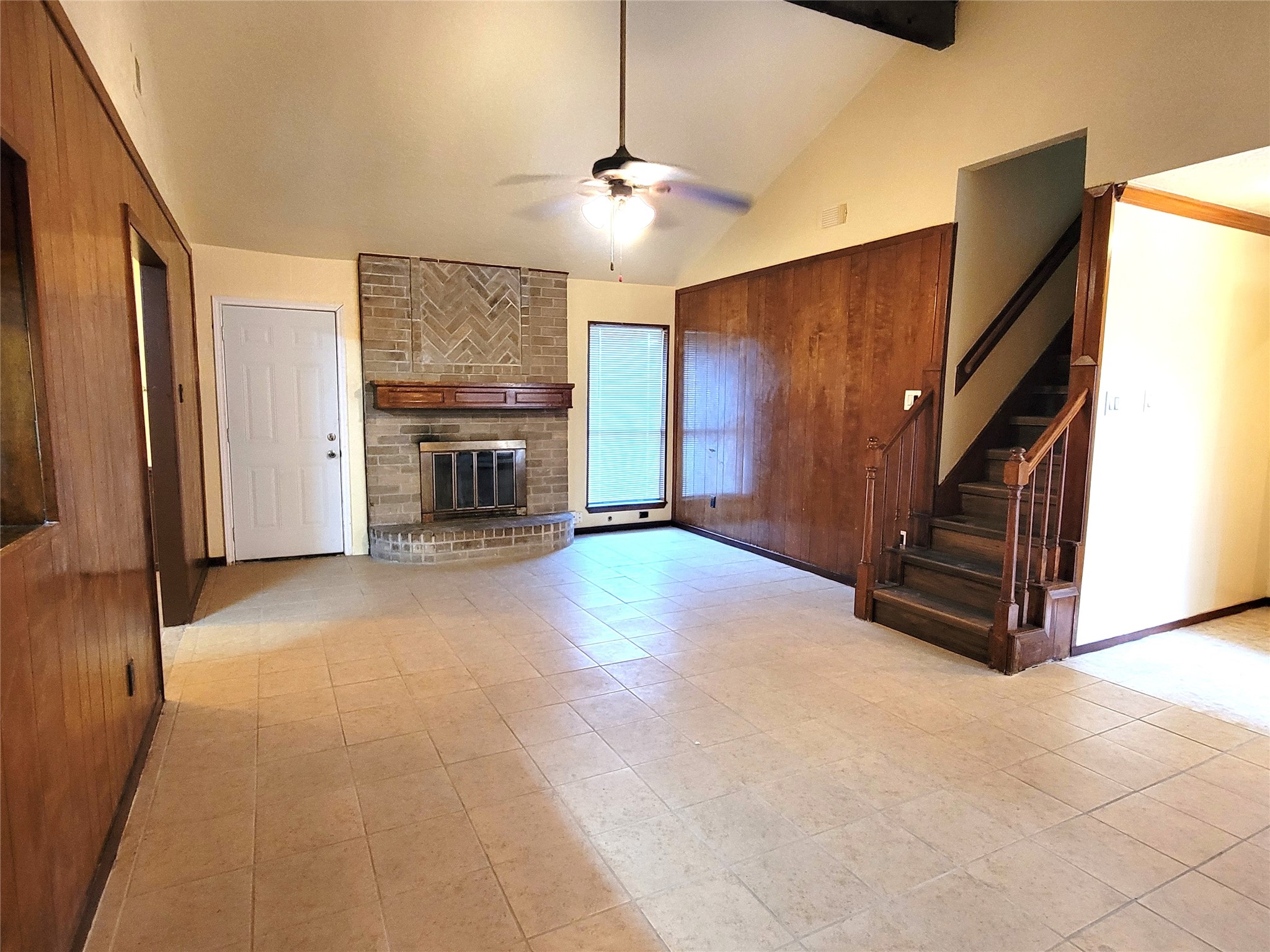 12811 Stillington Drive Property Photo 4