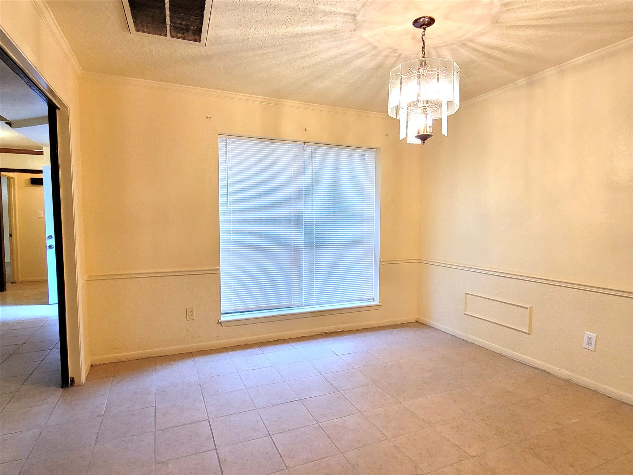 12811 Stillington Drive Property Photo 14